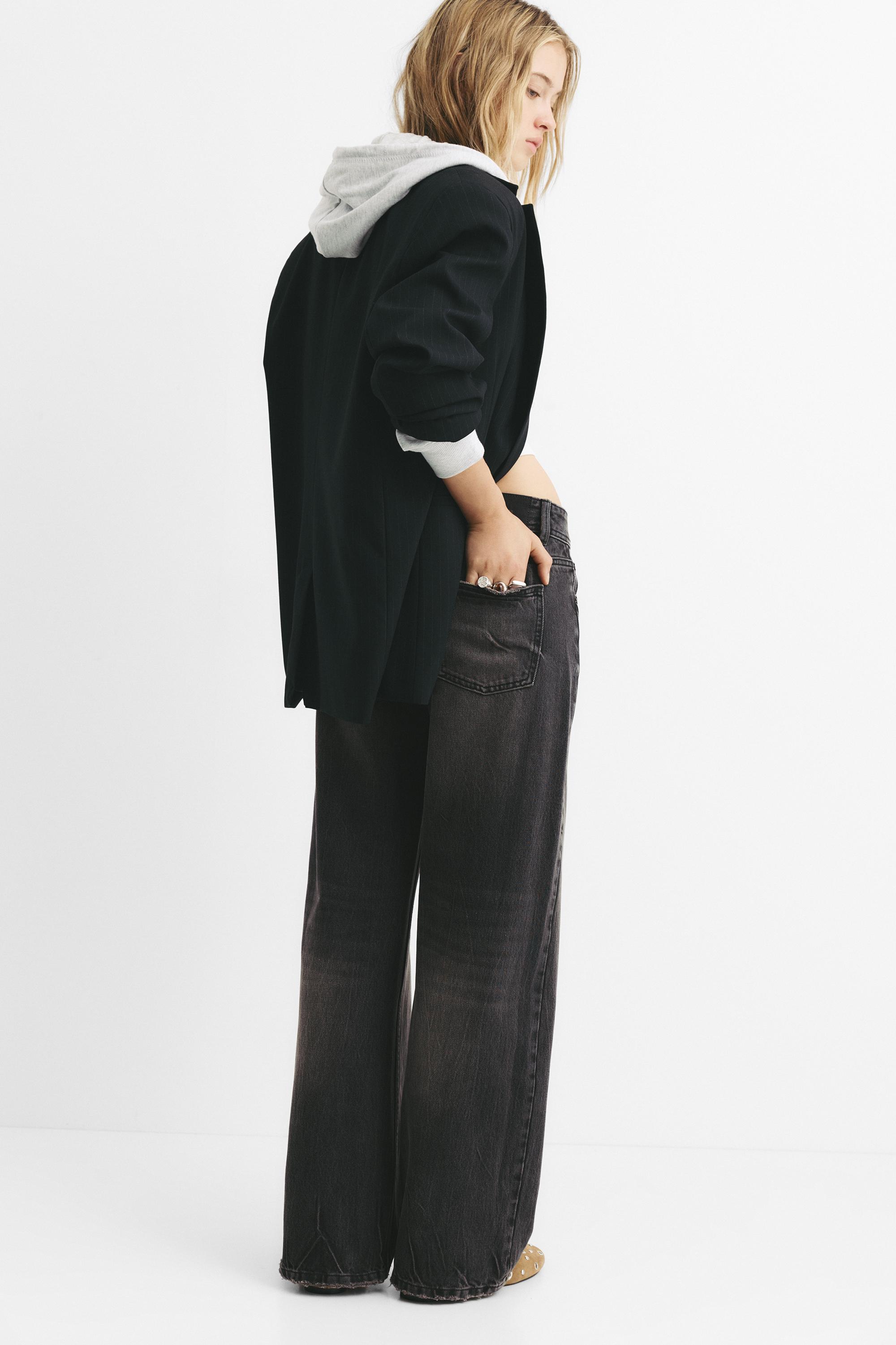Low-rise straight-leg jeans — Black