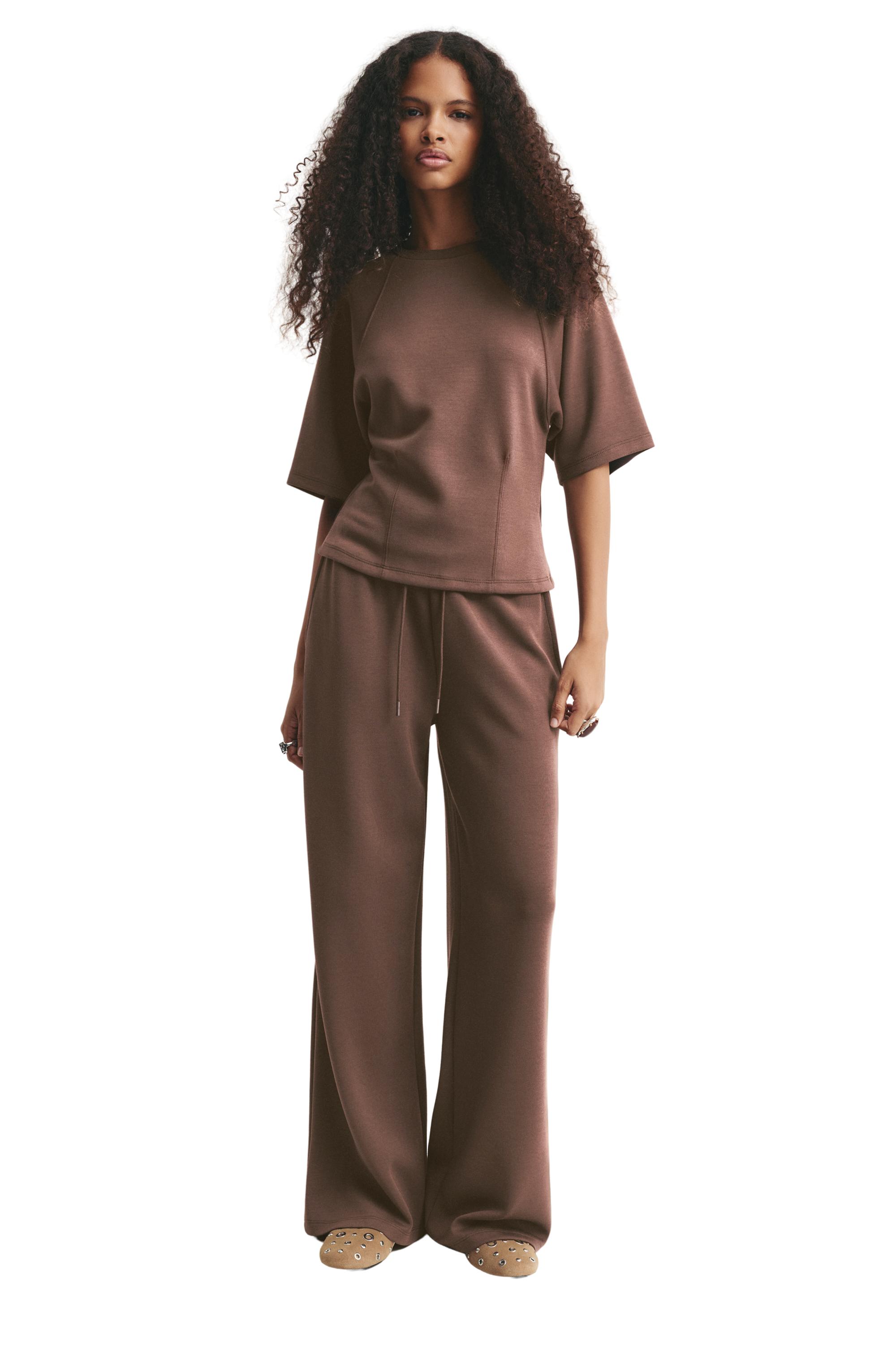 Soft touch short sleeve sweatshirt — Brown