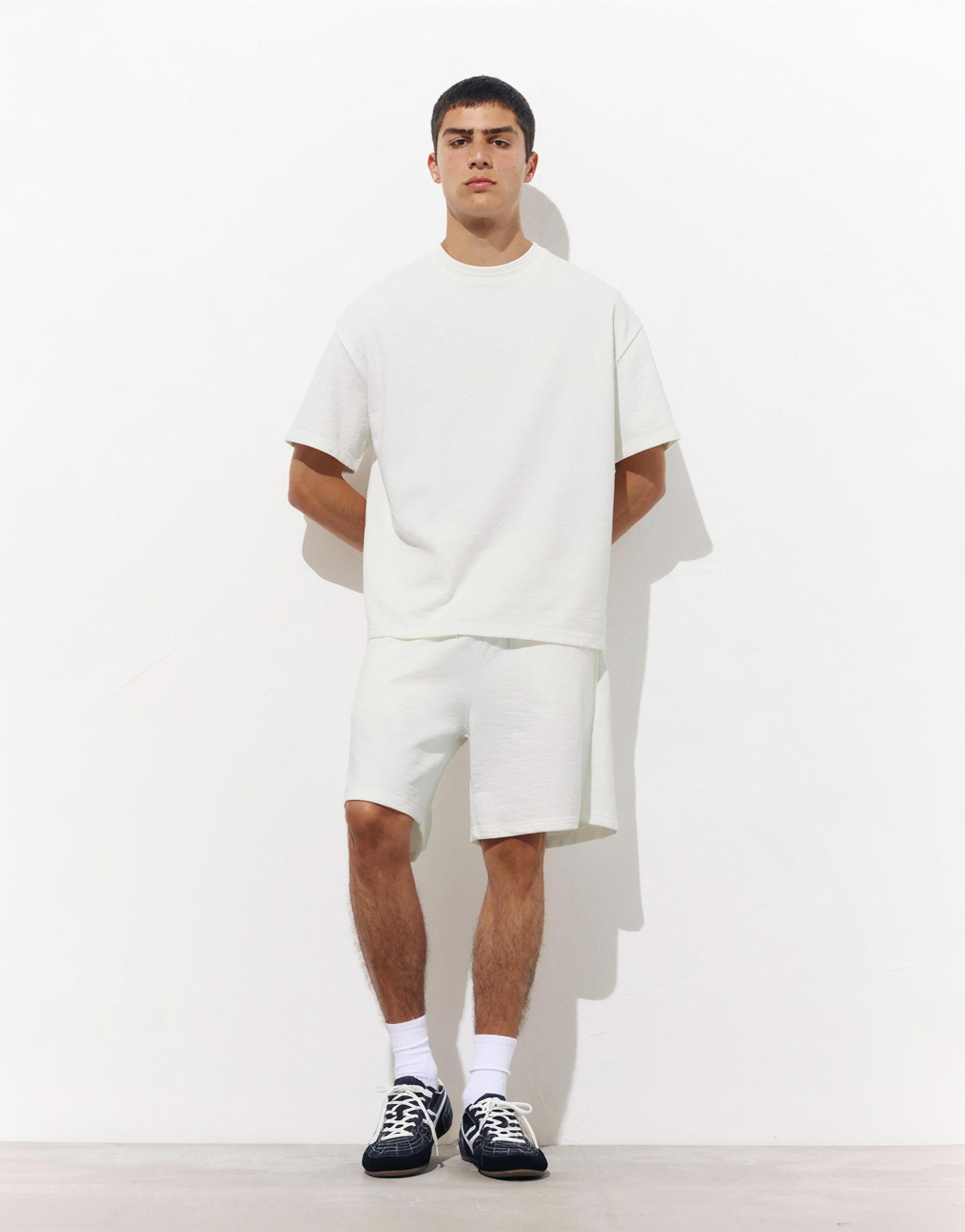 Kumaş dokulu jogger bermuda - Görsel 14