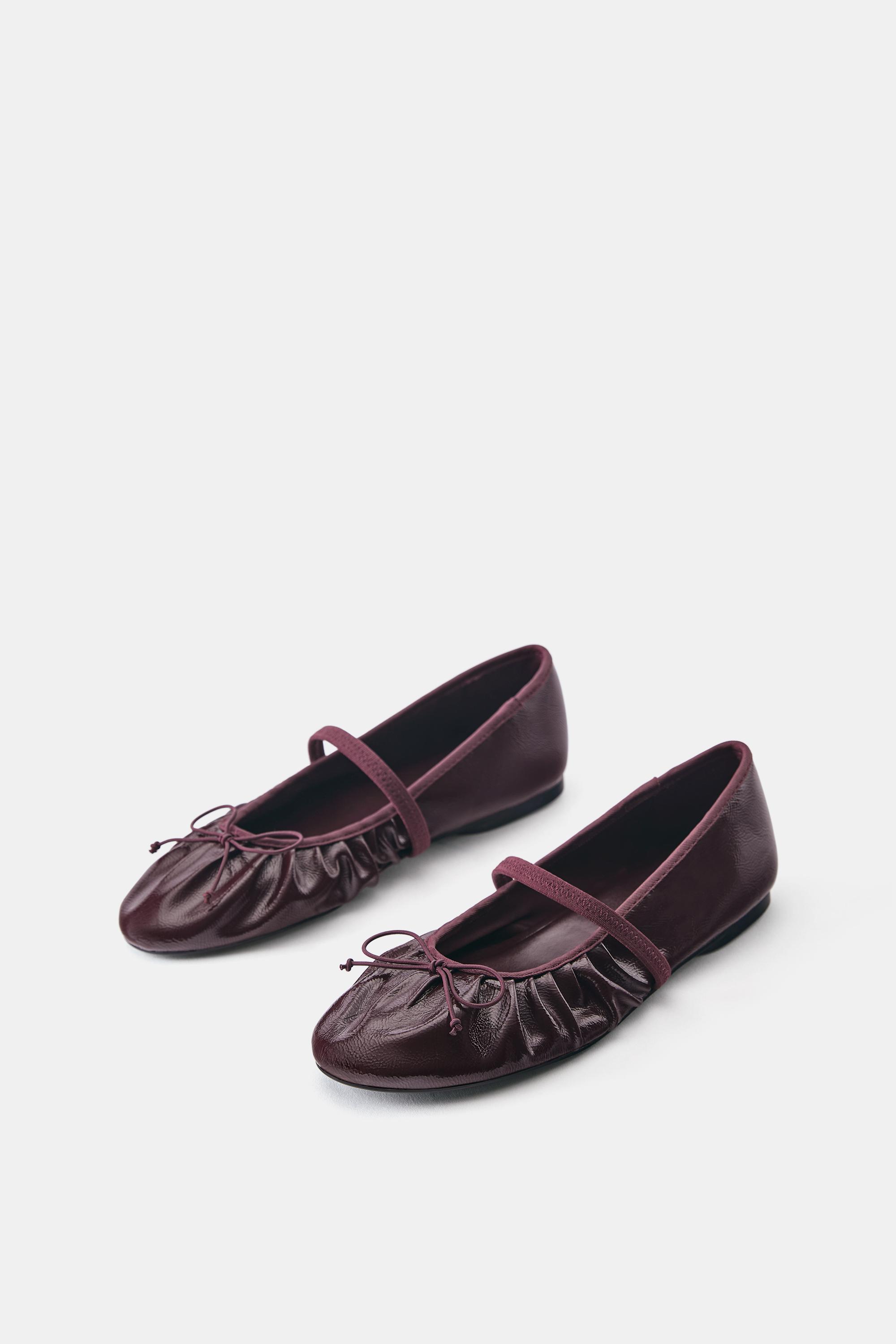 Gathered ballerina pumps — Maroon