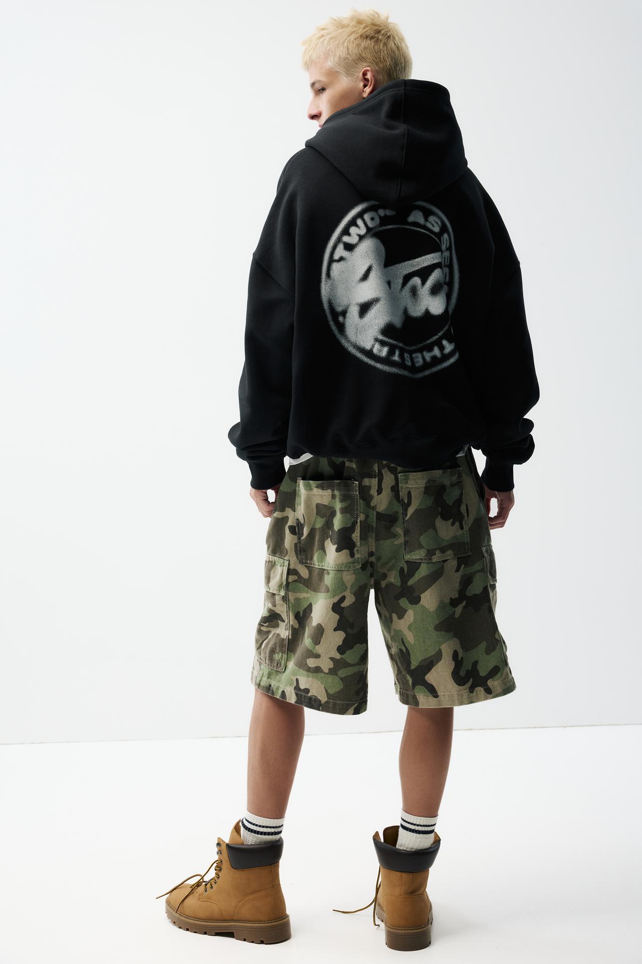 STWD graphic hoodie — Black