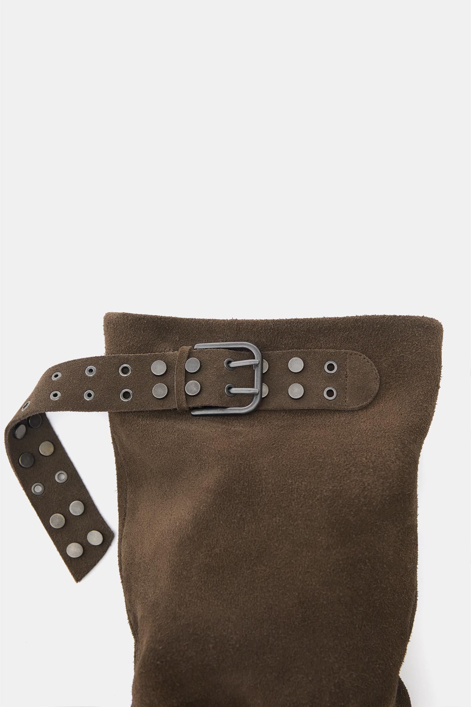 Tall leather buckle boots — Taupe
