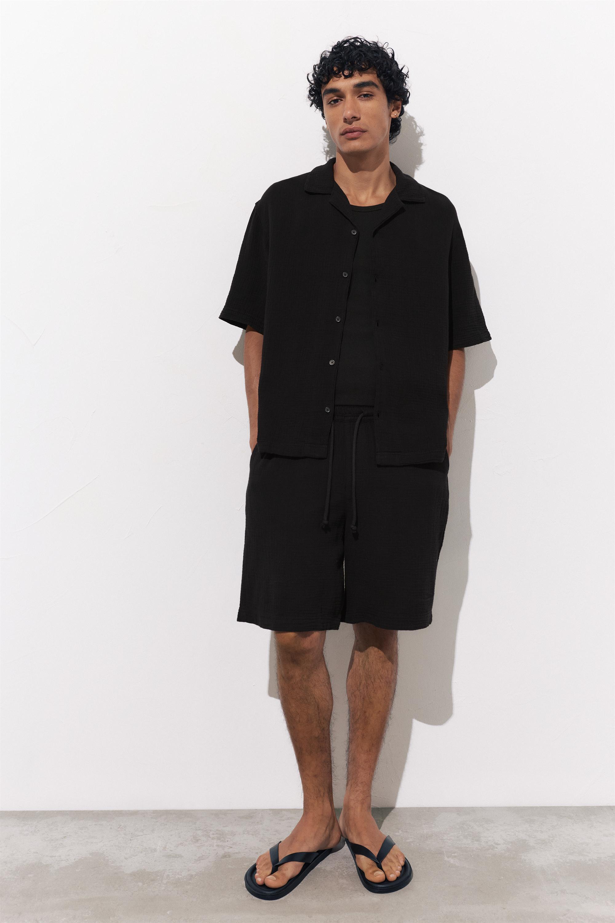 Short sleeve crepe shirt — Black