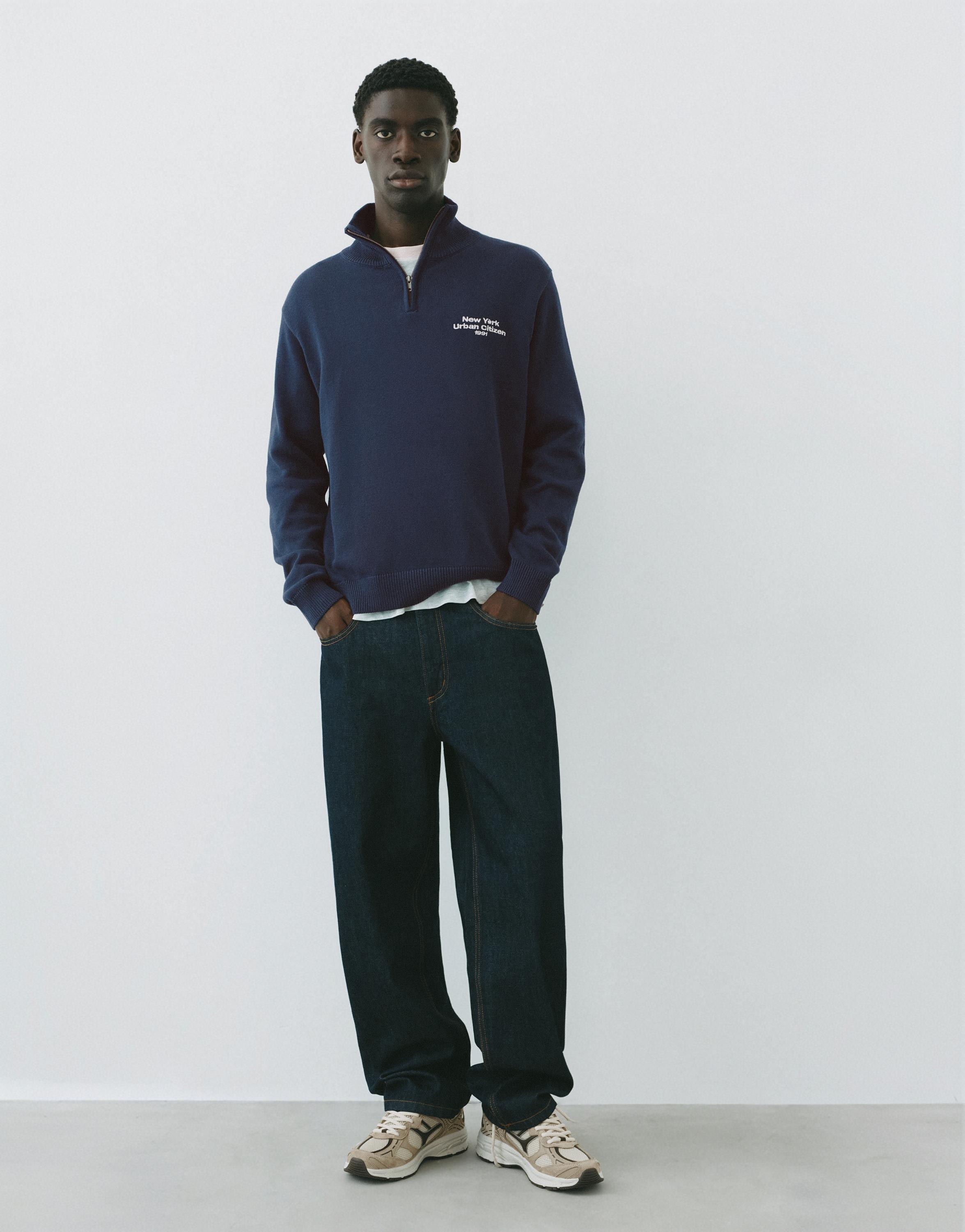 Embroidered quarter-zip sweatshirt — Indigo blue