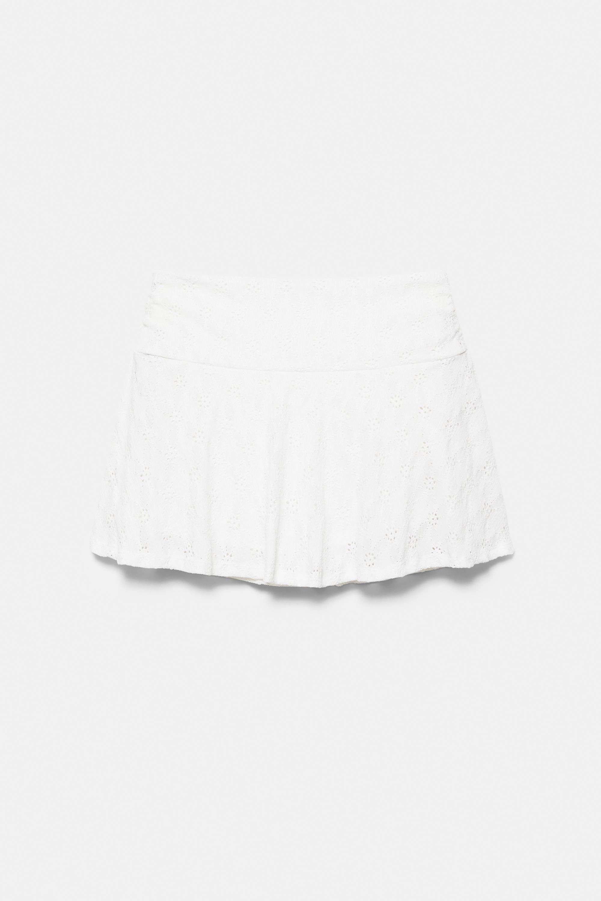 Swiss embroidery mini skirt — White