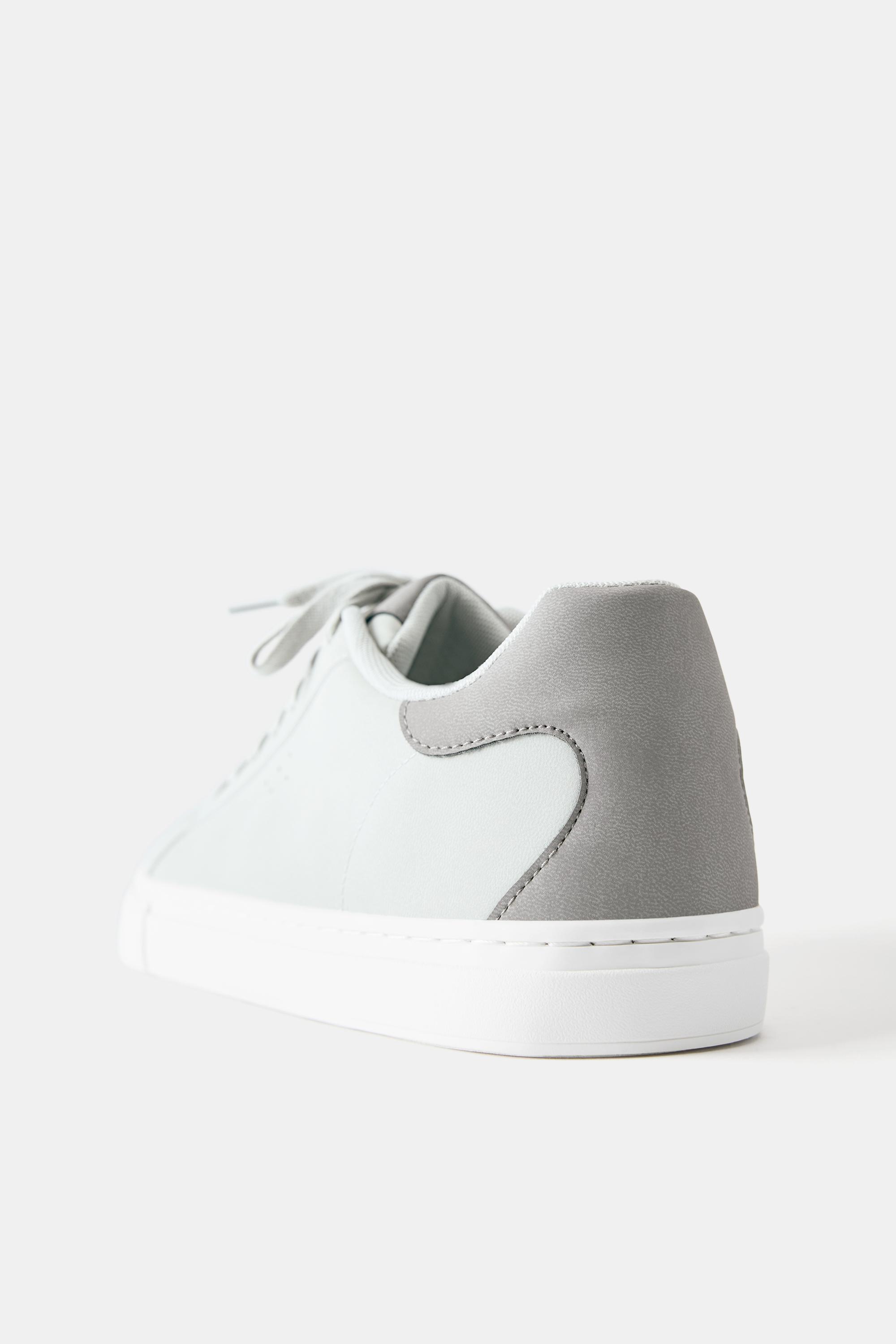 Casual trainers — Grey