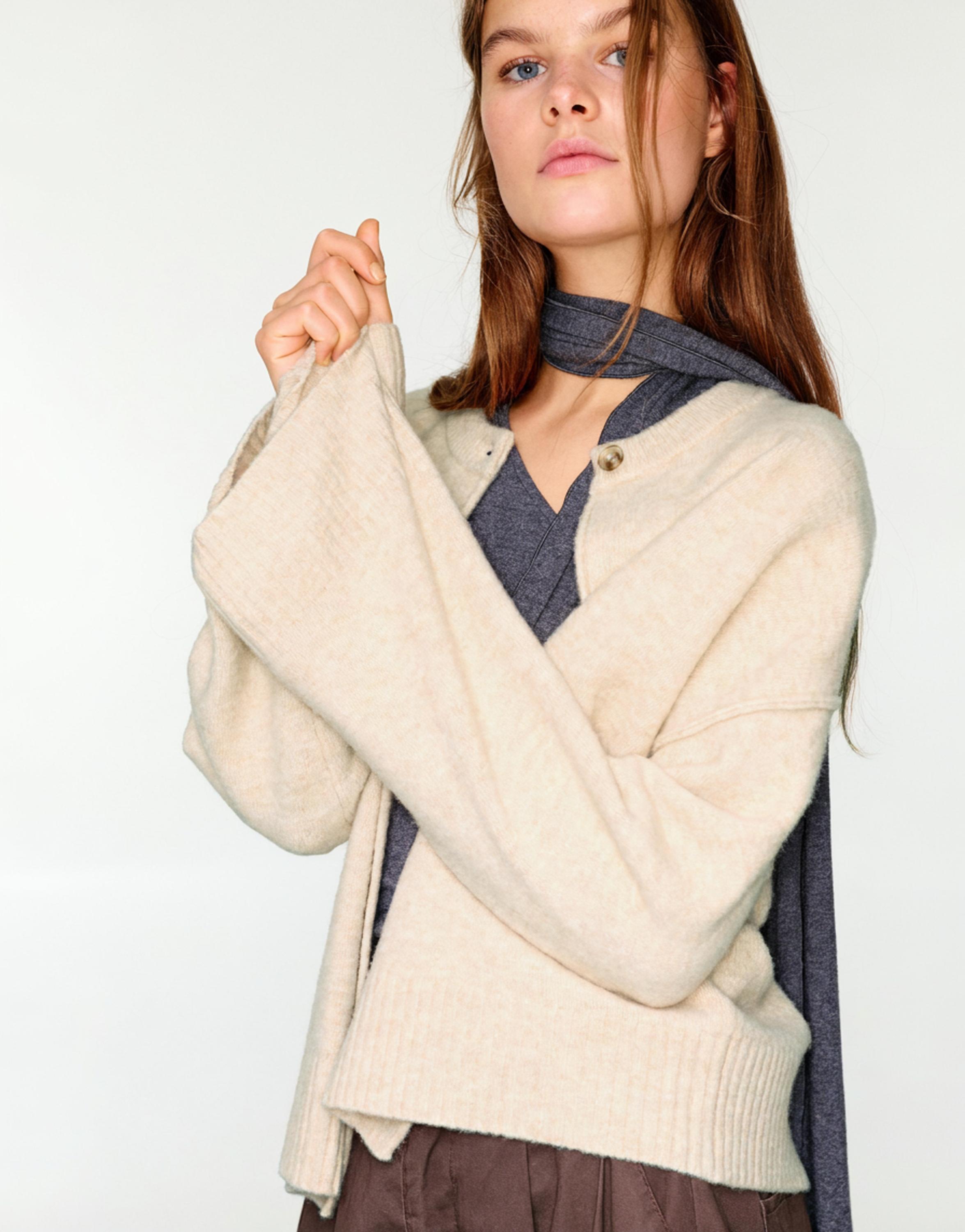 Soft knit cardigan — Sand