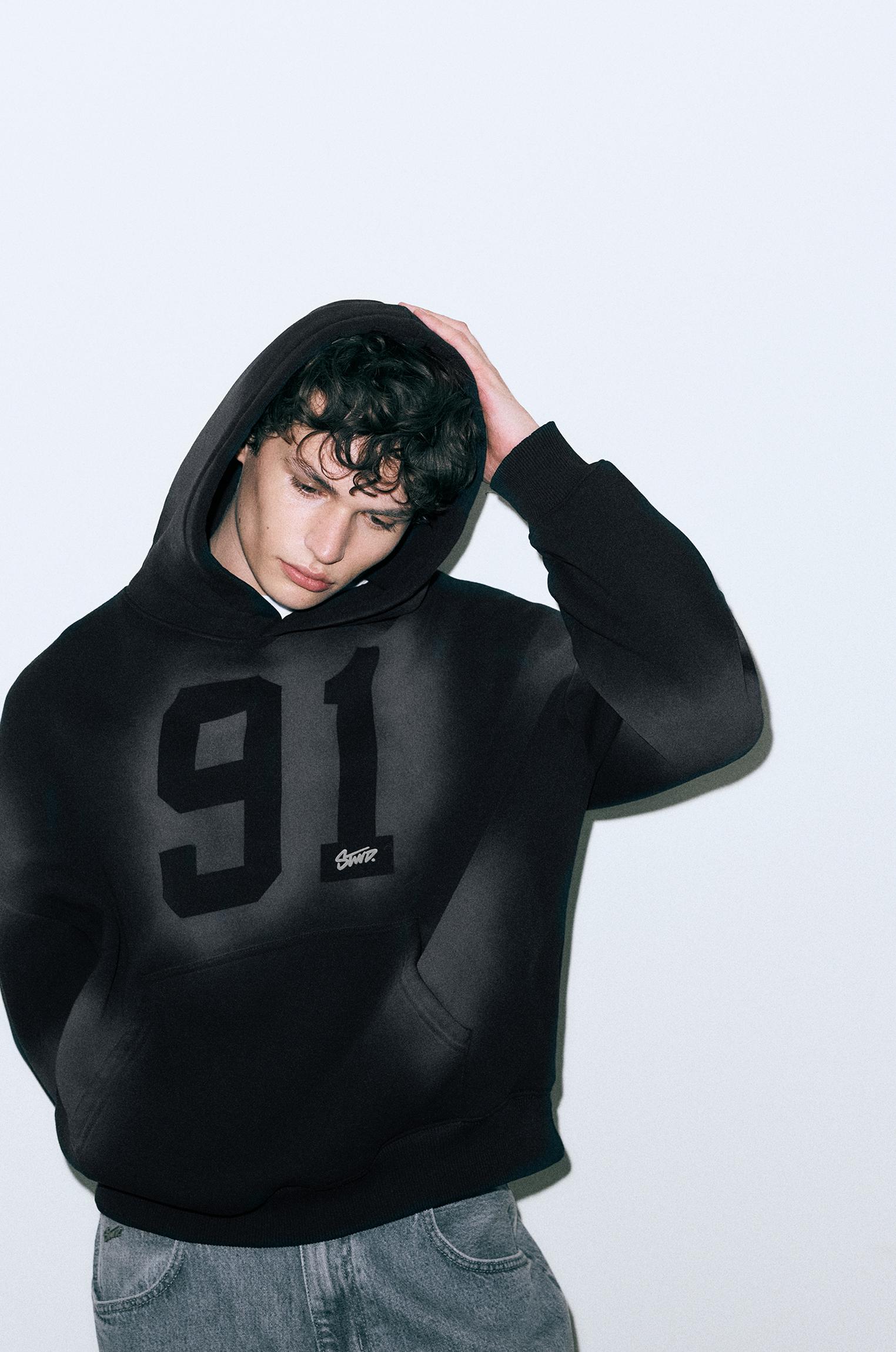 Siyah kapüşonlu sweatshirt STWD 91 - Görsel 21