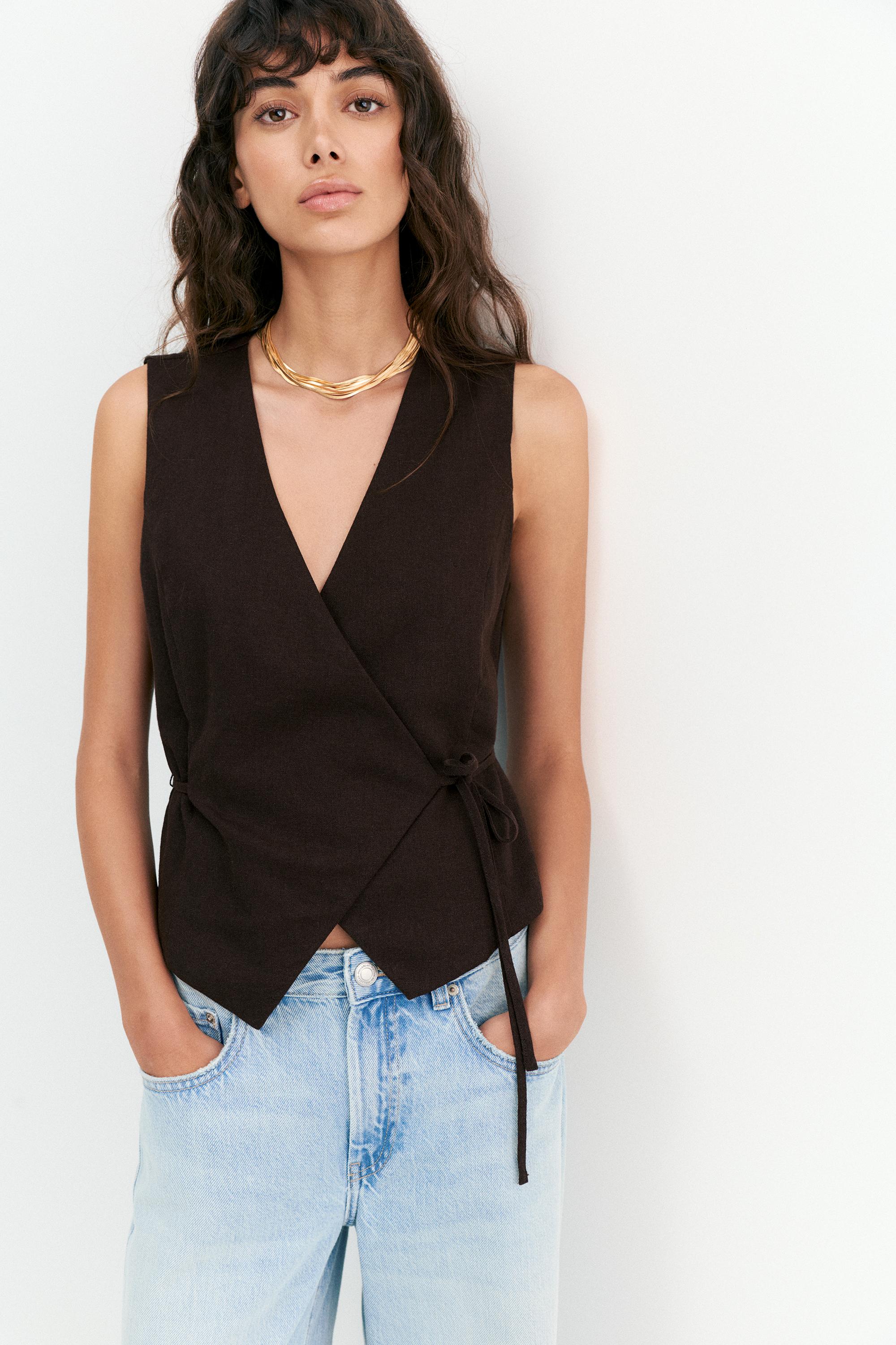 Rustic linen-blend waistcoat — Brown