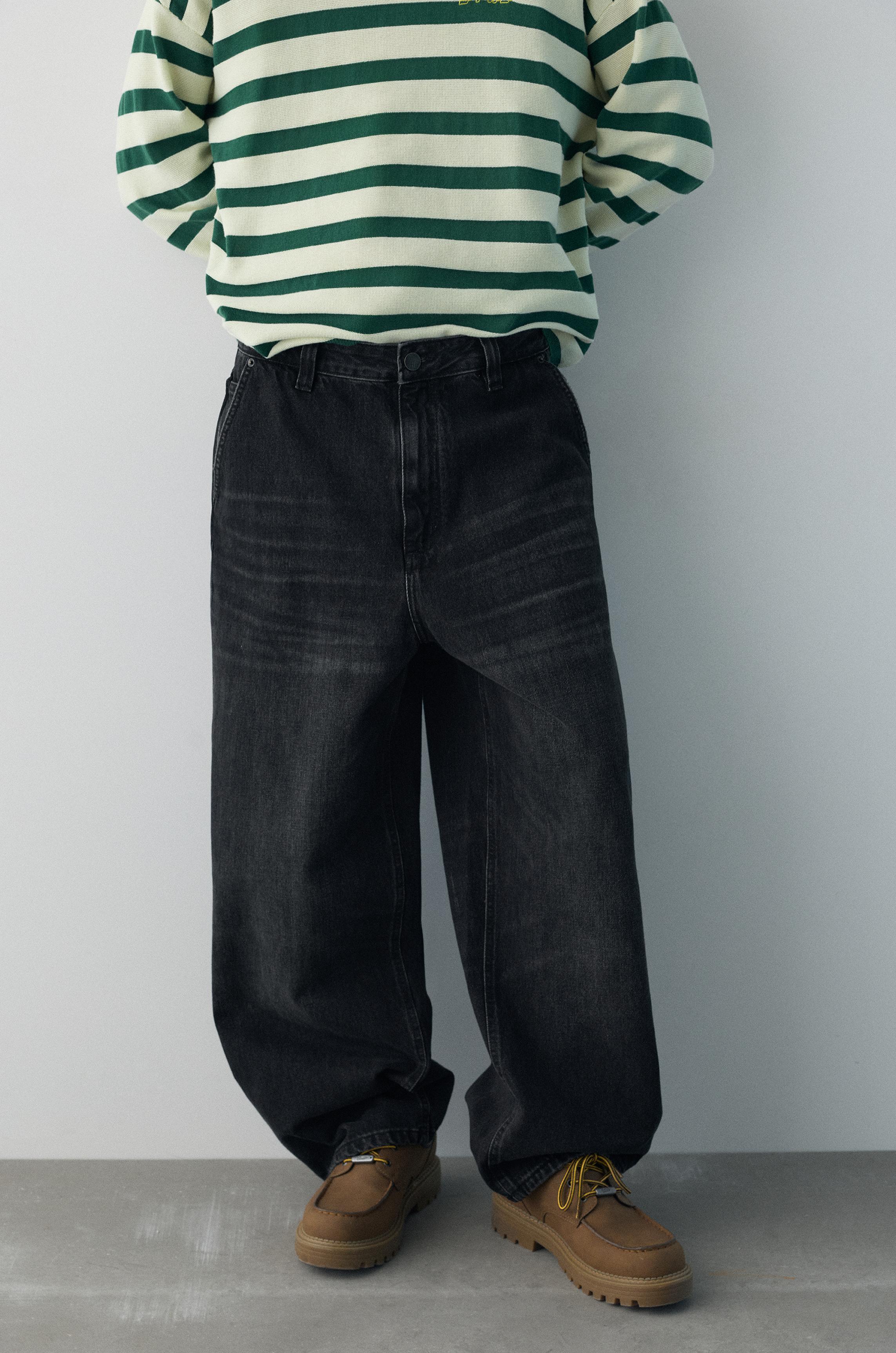 Embroidered skater jeans — Faded black