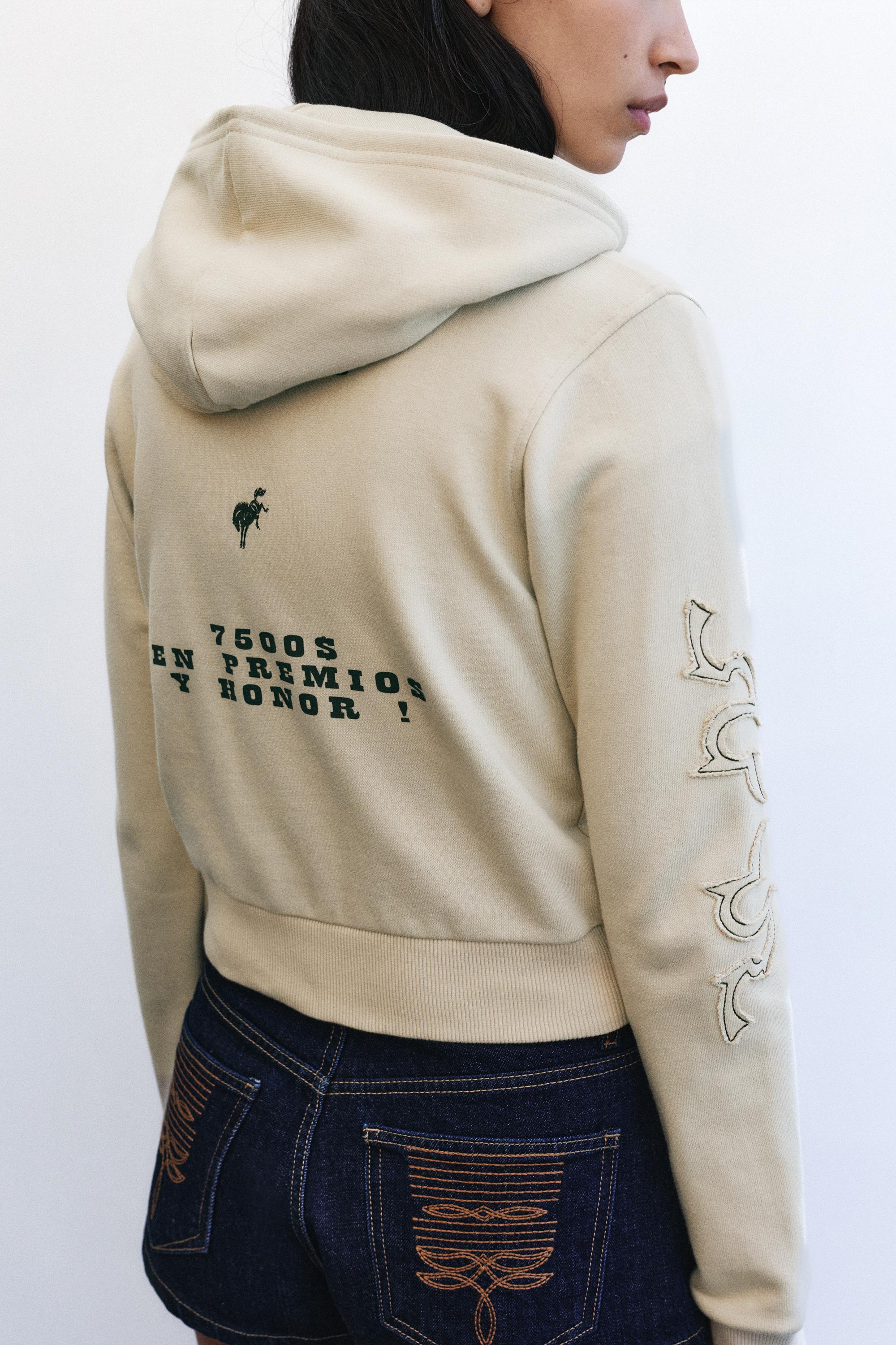 Montserrat Messeguer hoodie with zipper — Sand