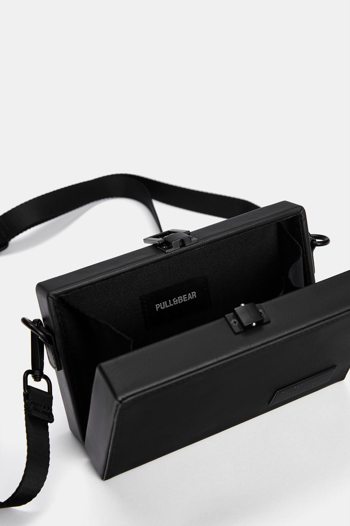 Rigid minaudière crossbody bag - pull&bear