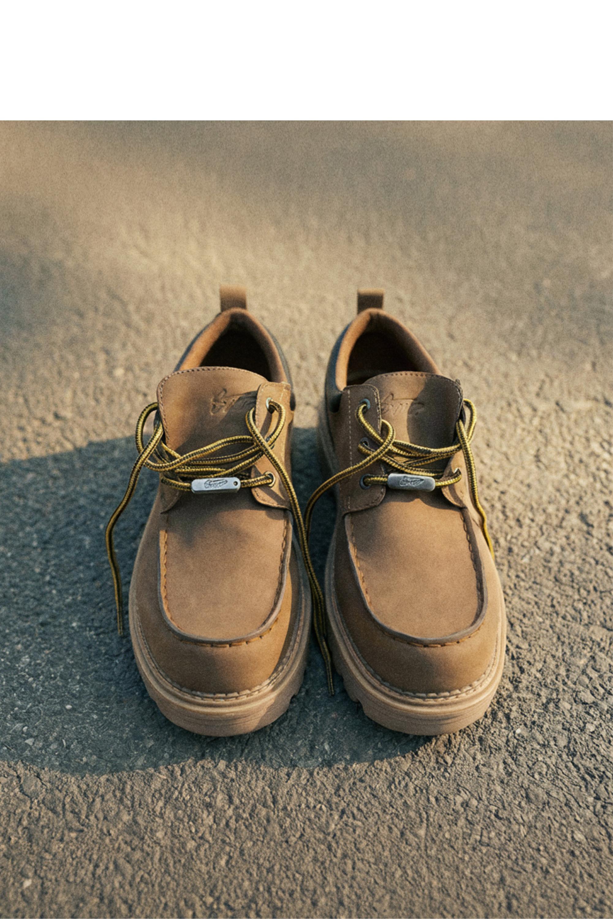 STWD boat shoes — Brown
