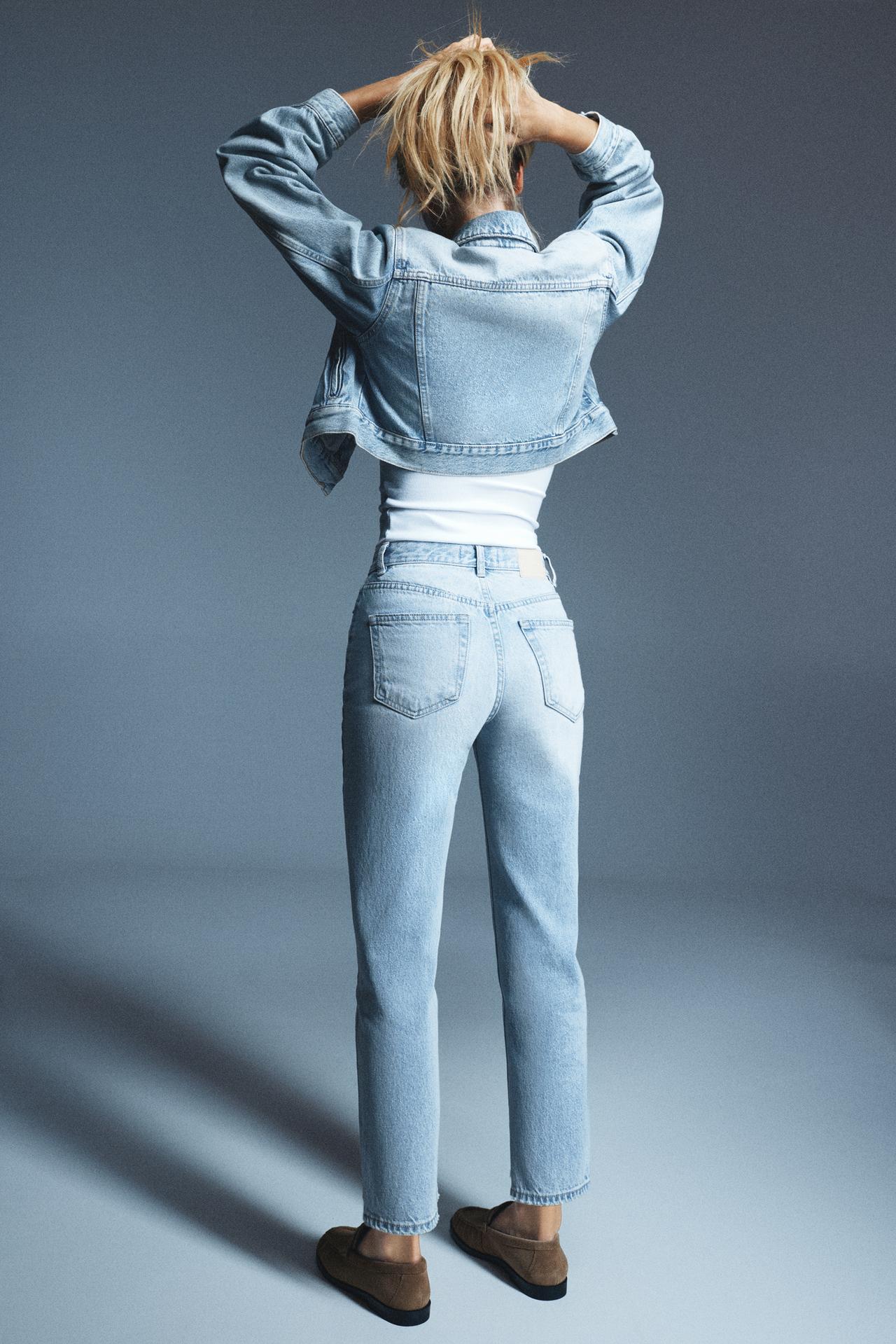 High-waist mom fit jeans — Faded blue