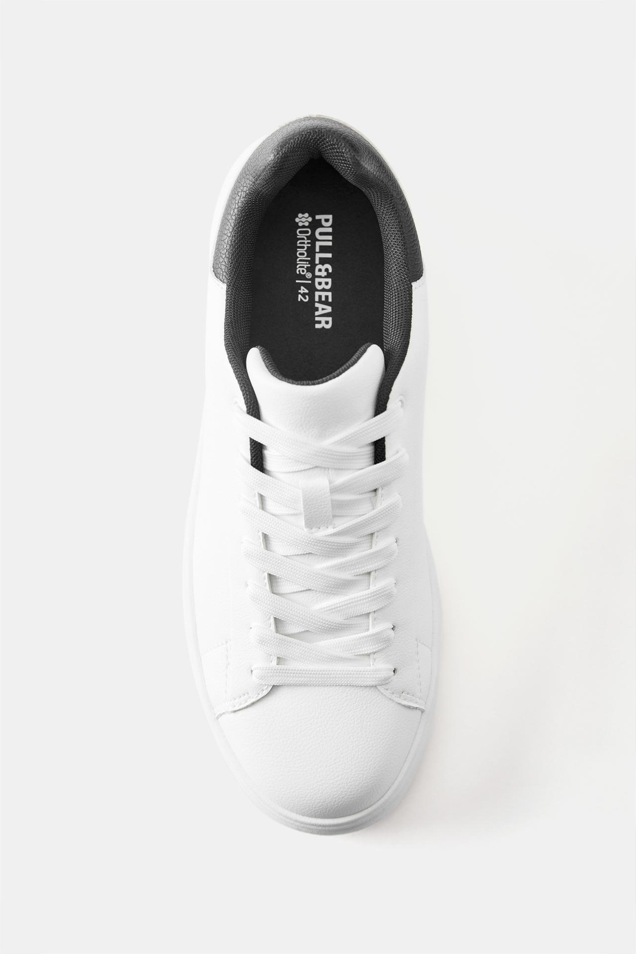 Chunky sole trainers — White