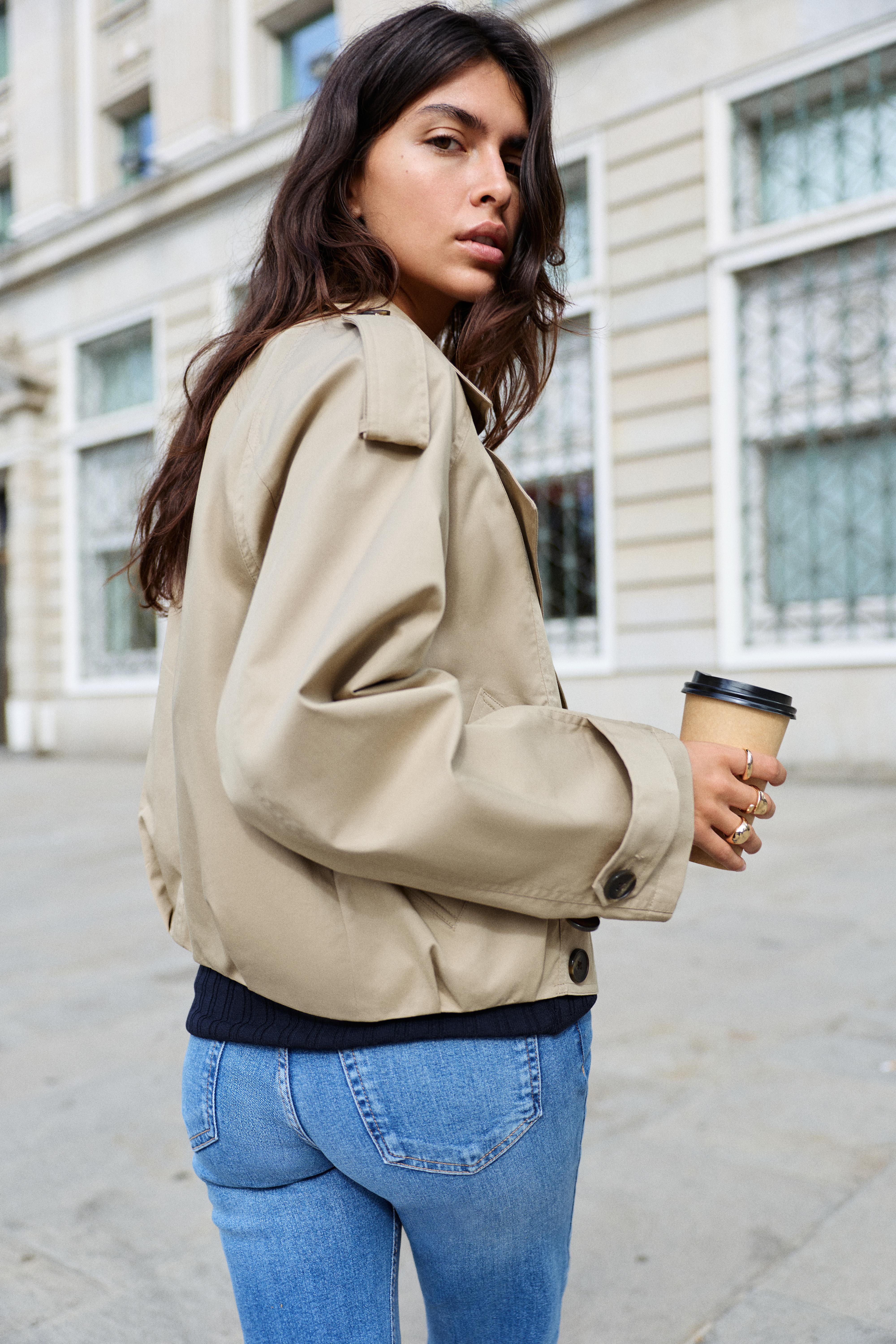 Balloon-fit short trench coat — Sand