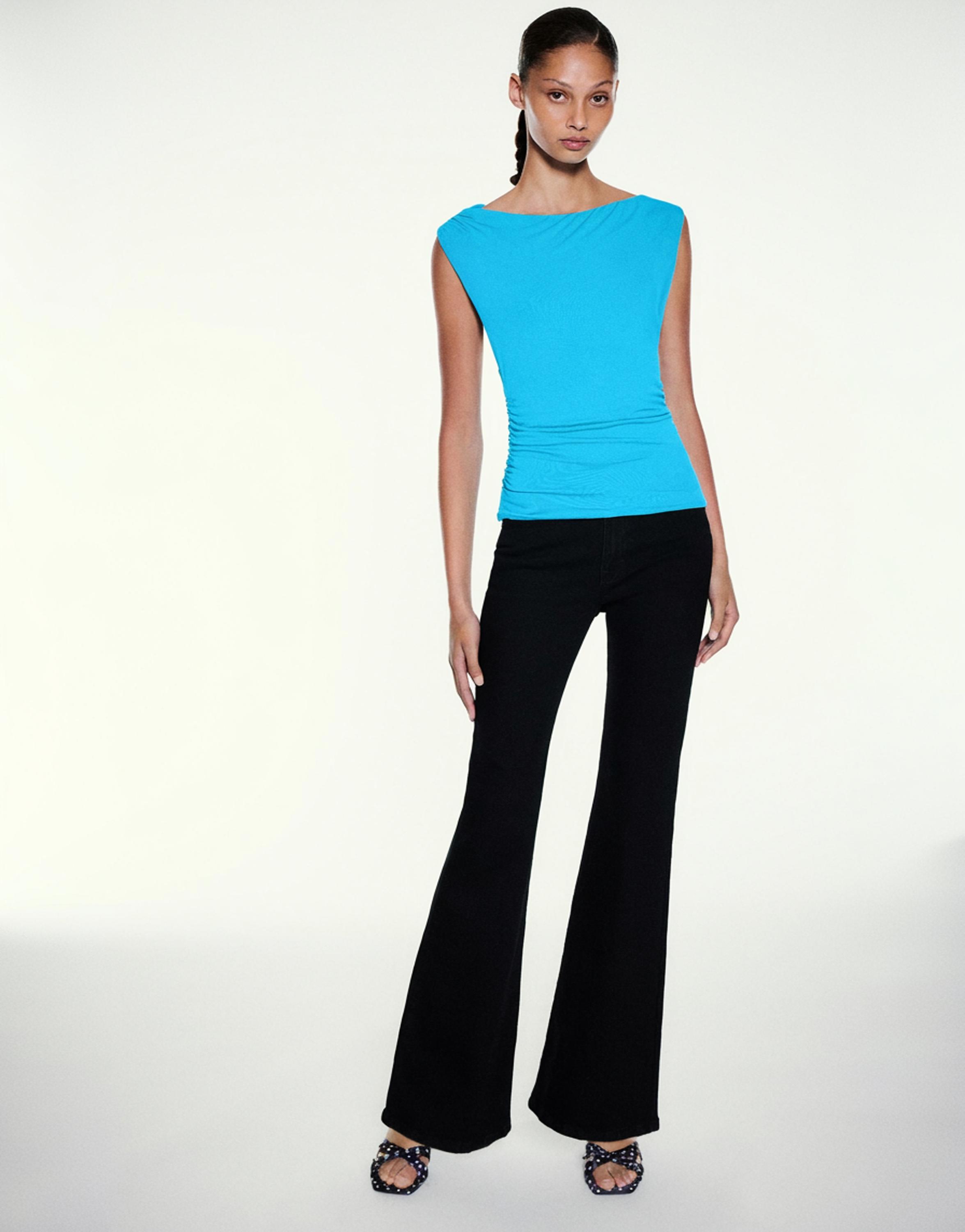 Gathered asymmetric top — Turquoise