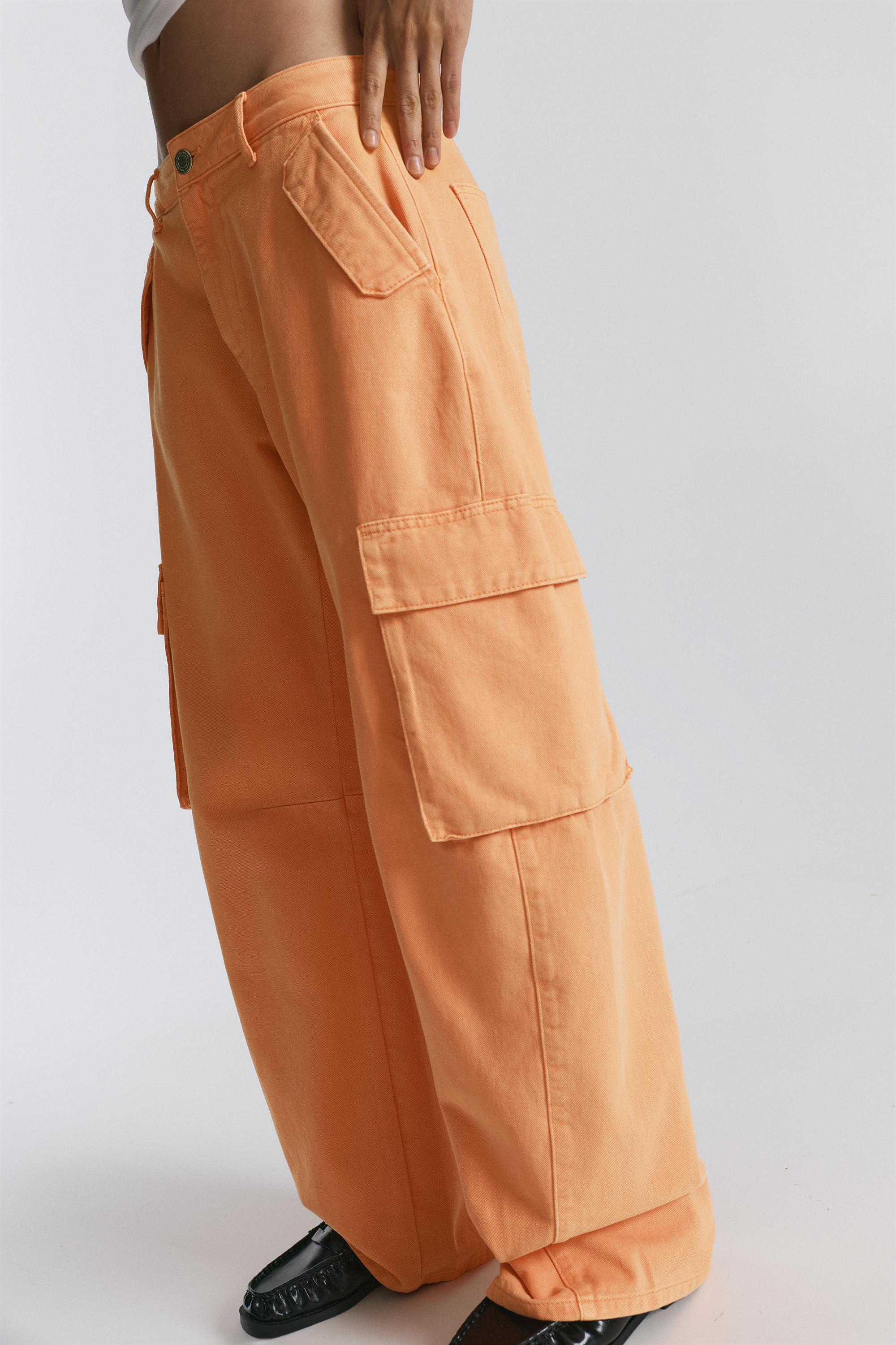 Balloon fit cargo trousers — Orange