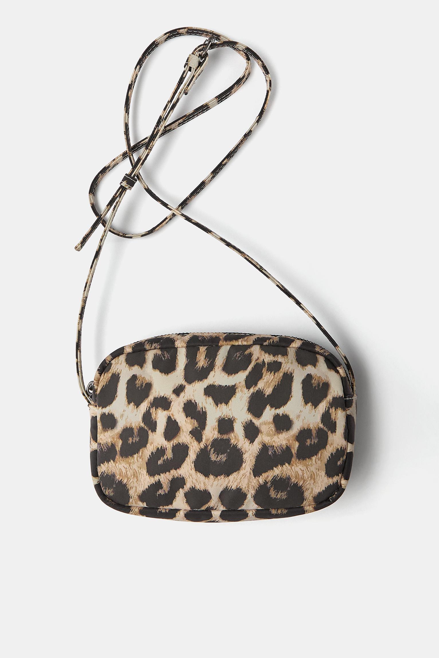 Nylon leopard print messenger bag pull bear