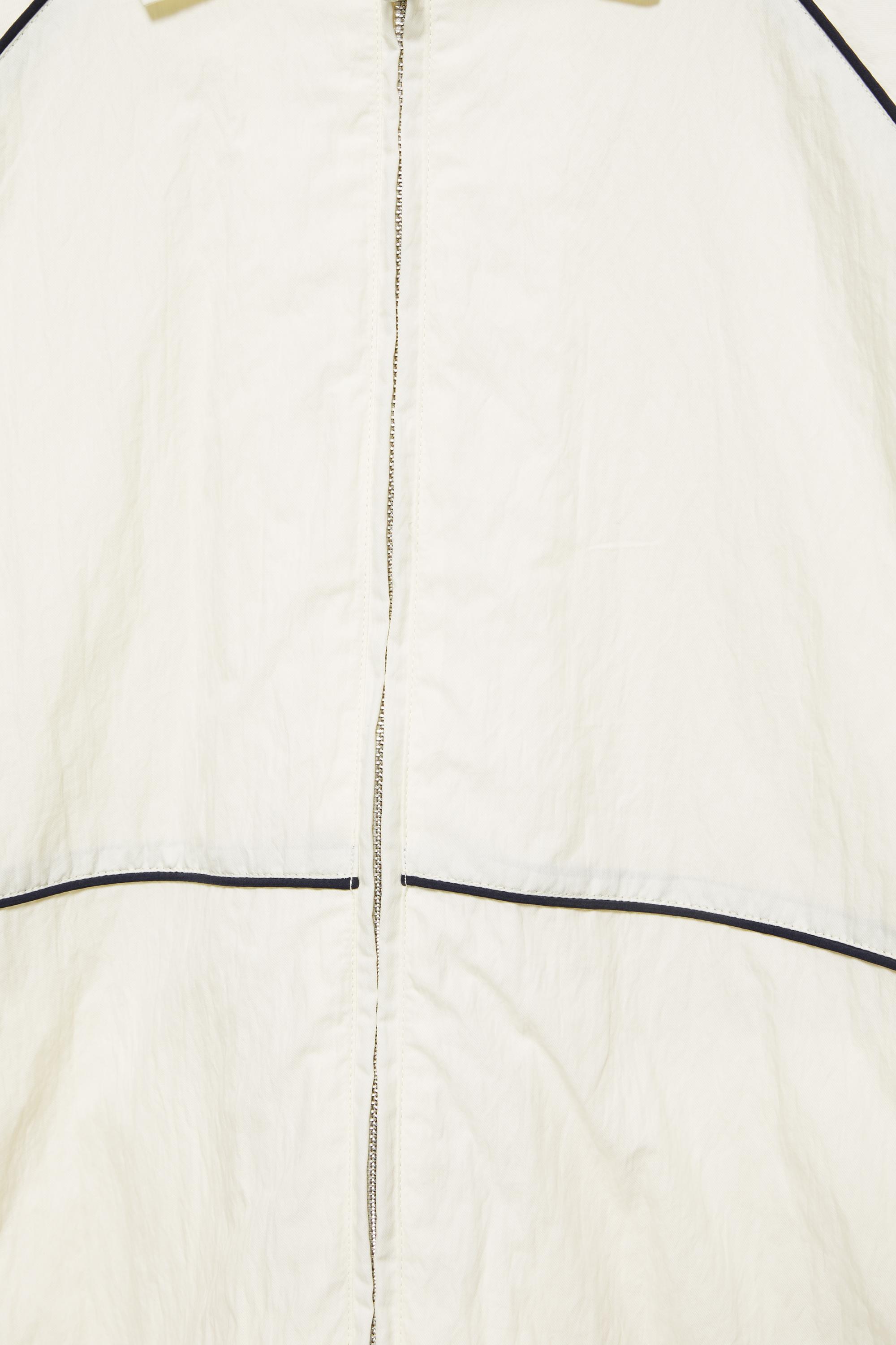 Lightweight contrast stitch jacket — Off white