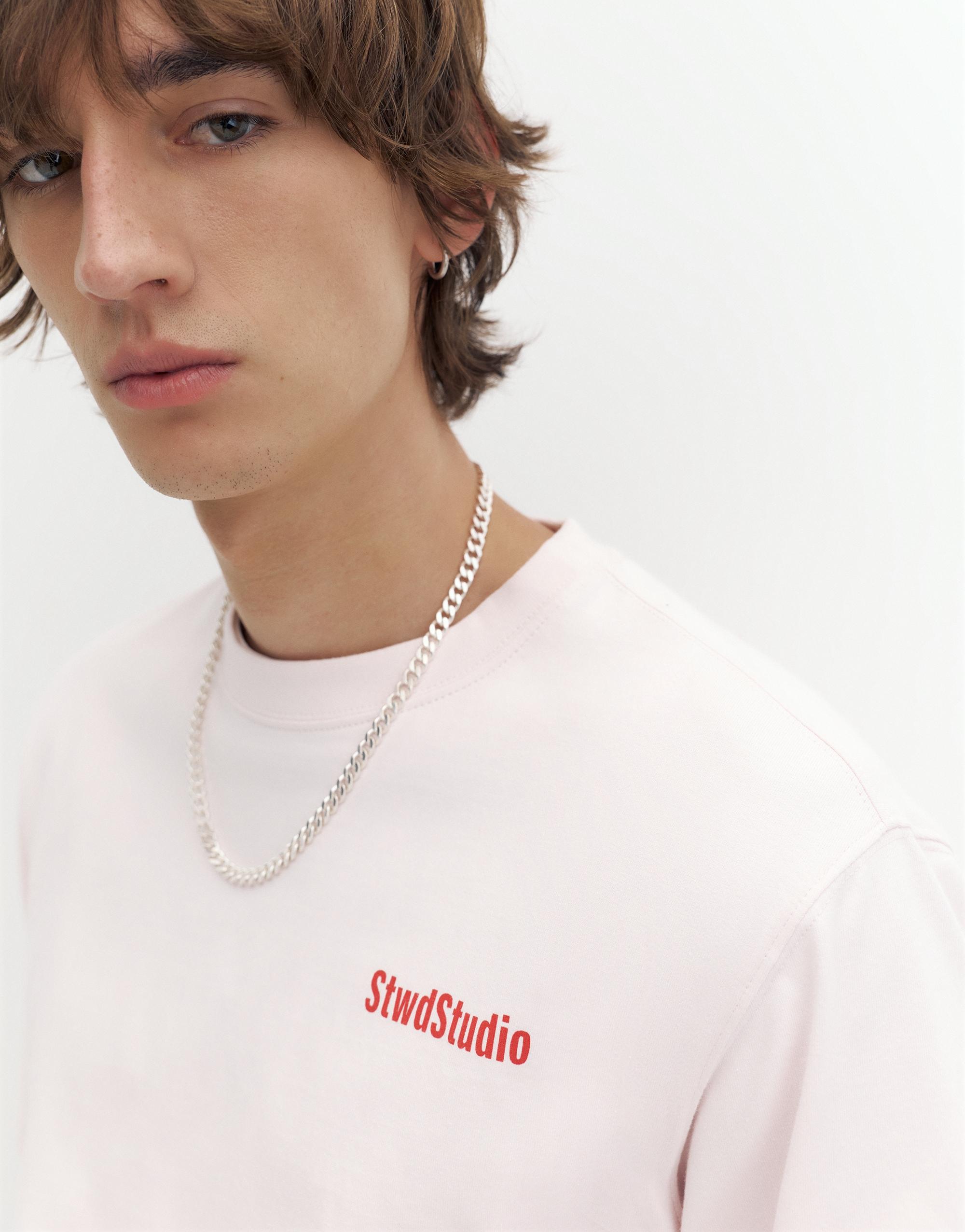 STWD Studio label T-shirt — Pastel pink