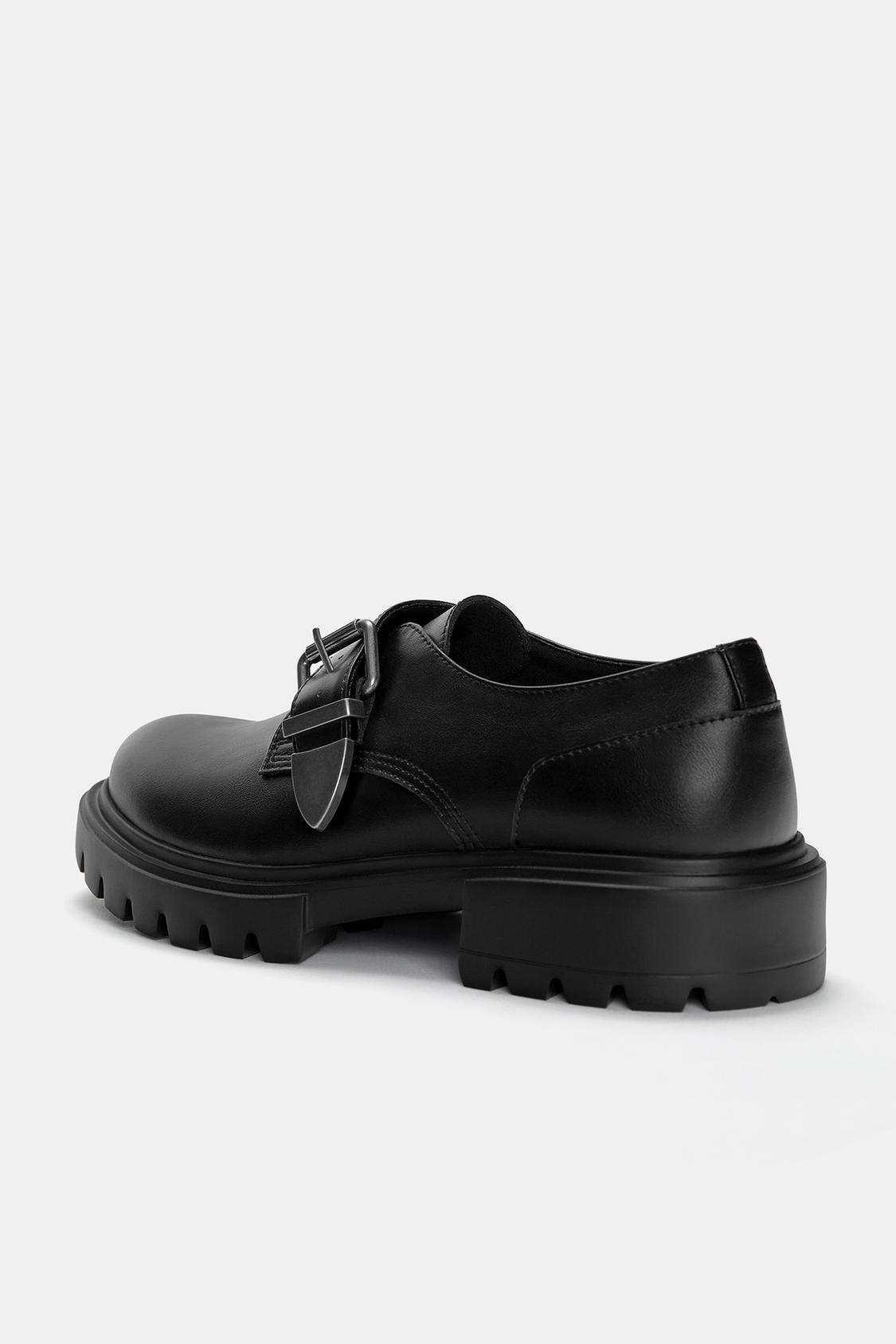 Buckled chunky shoes - PULL&BEAR