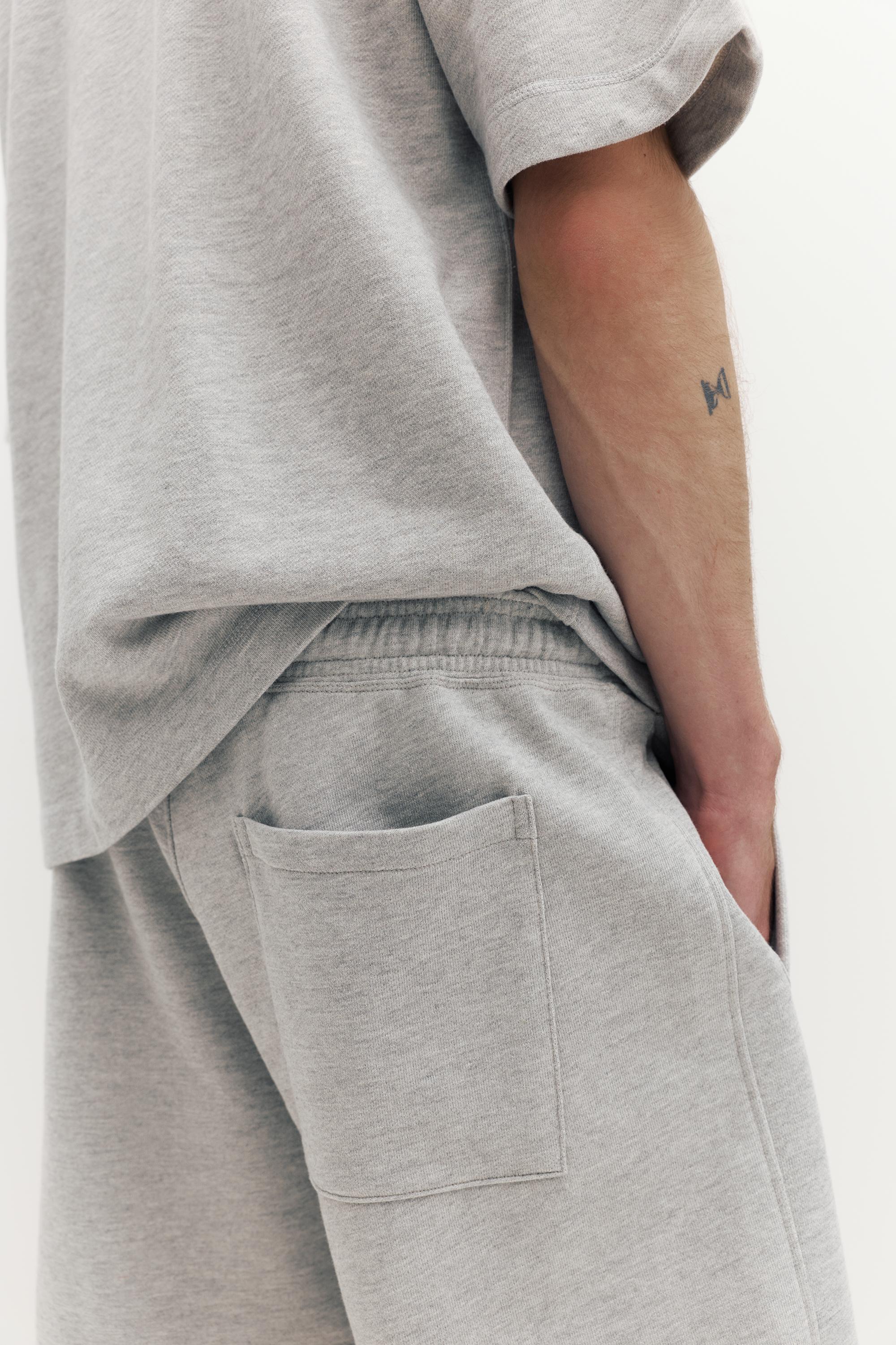 Logolu jogger bermuda şort - Görsel 98