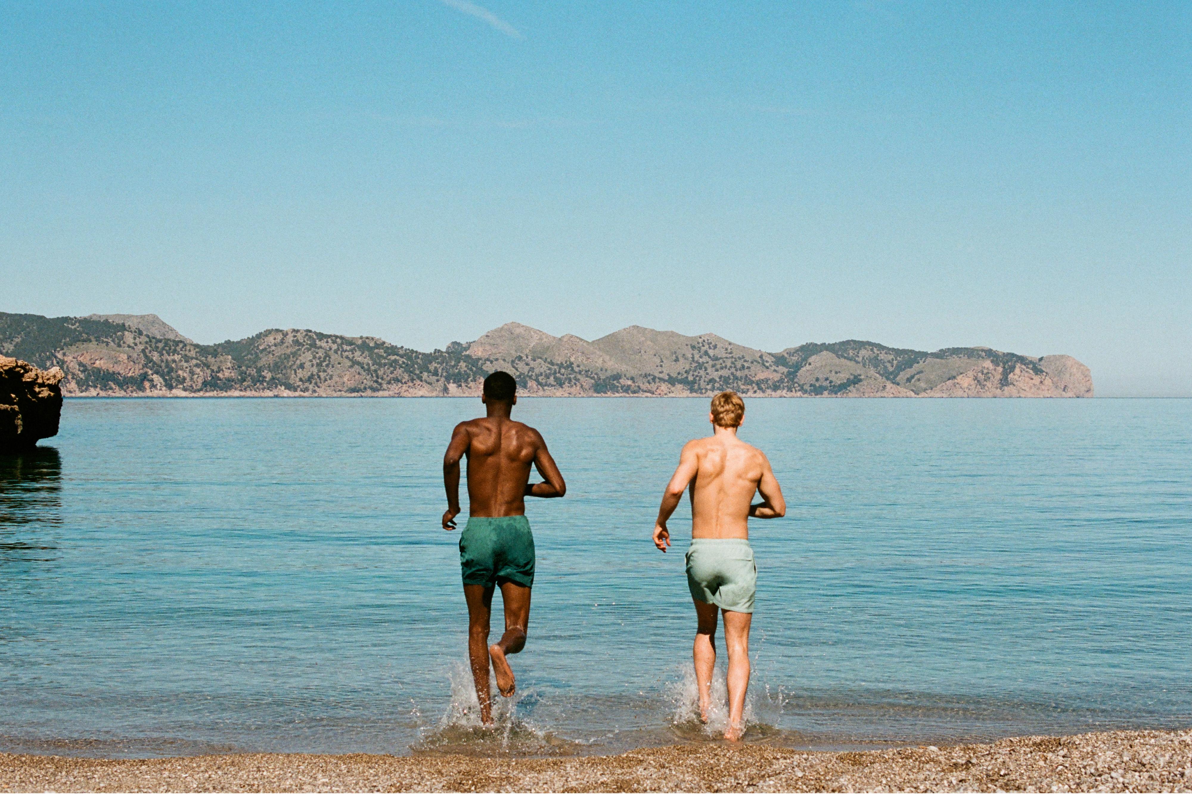 Basic swimming trunks — Green