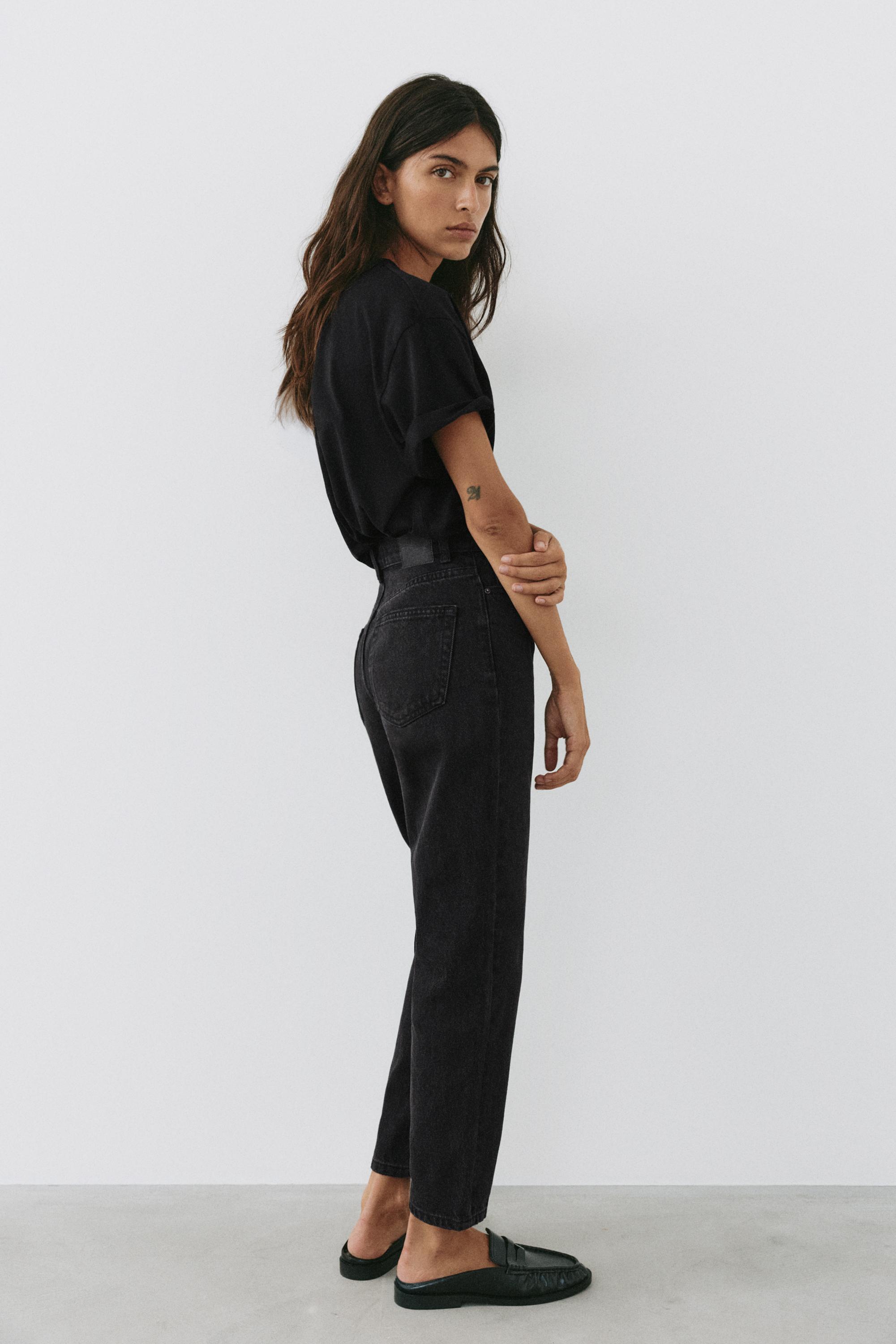 High-waist mom jeans — Black