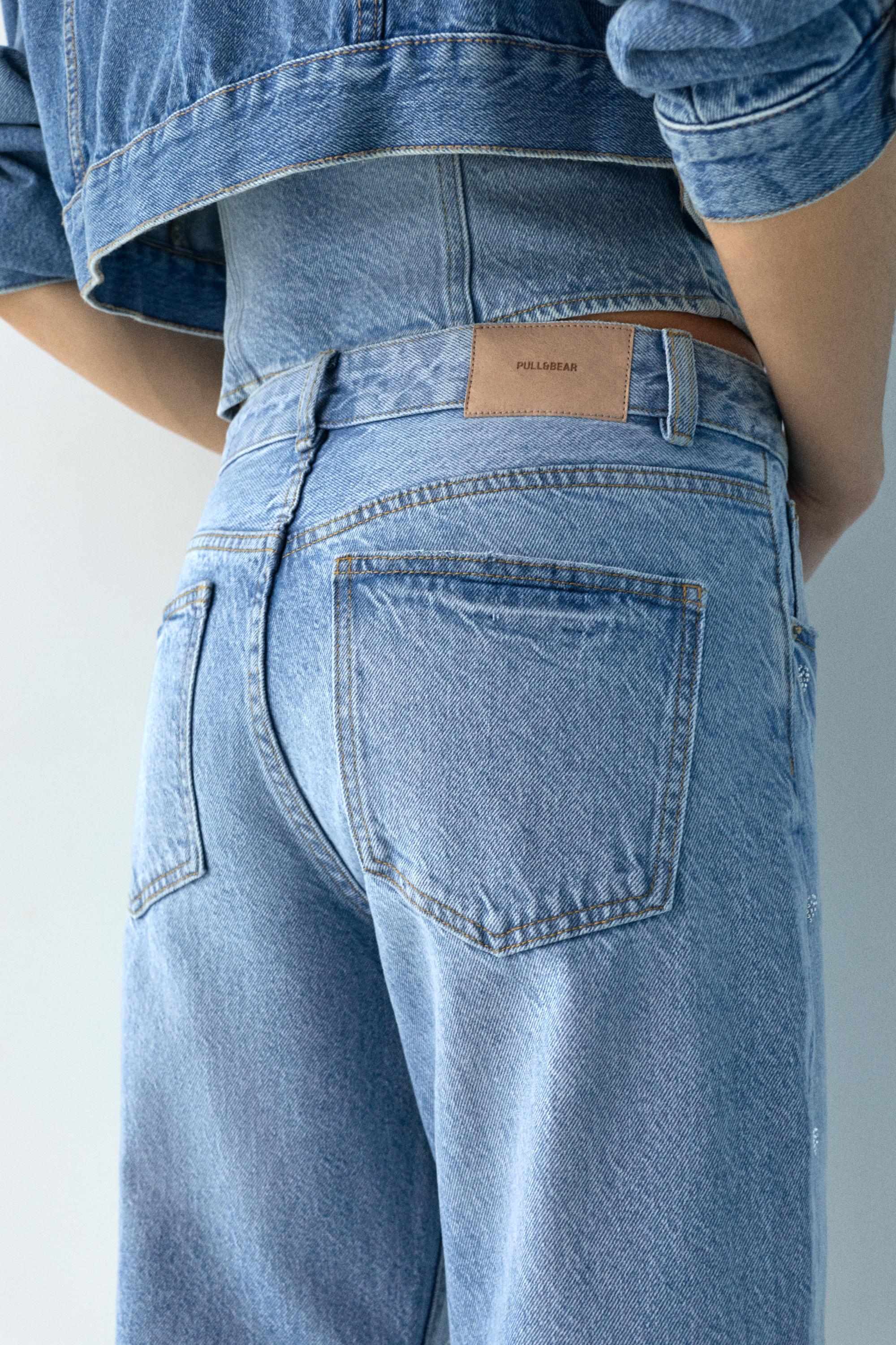 Straight-leg mid-waist jeans with rhinestone hearts — Pale blue