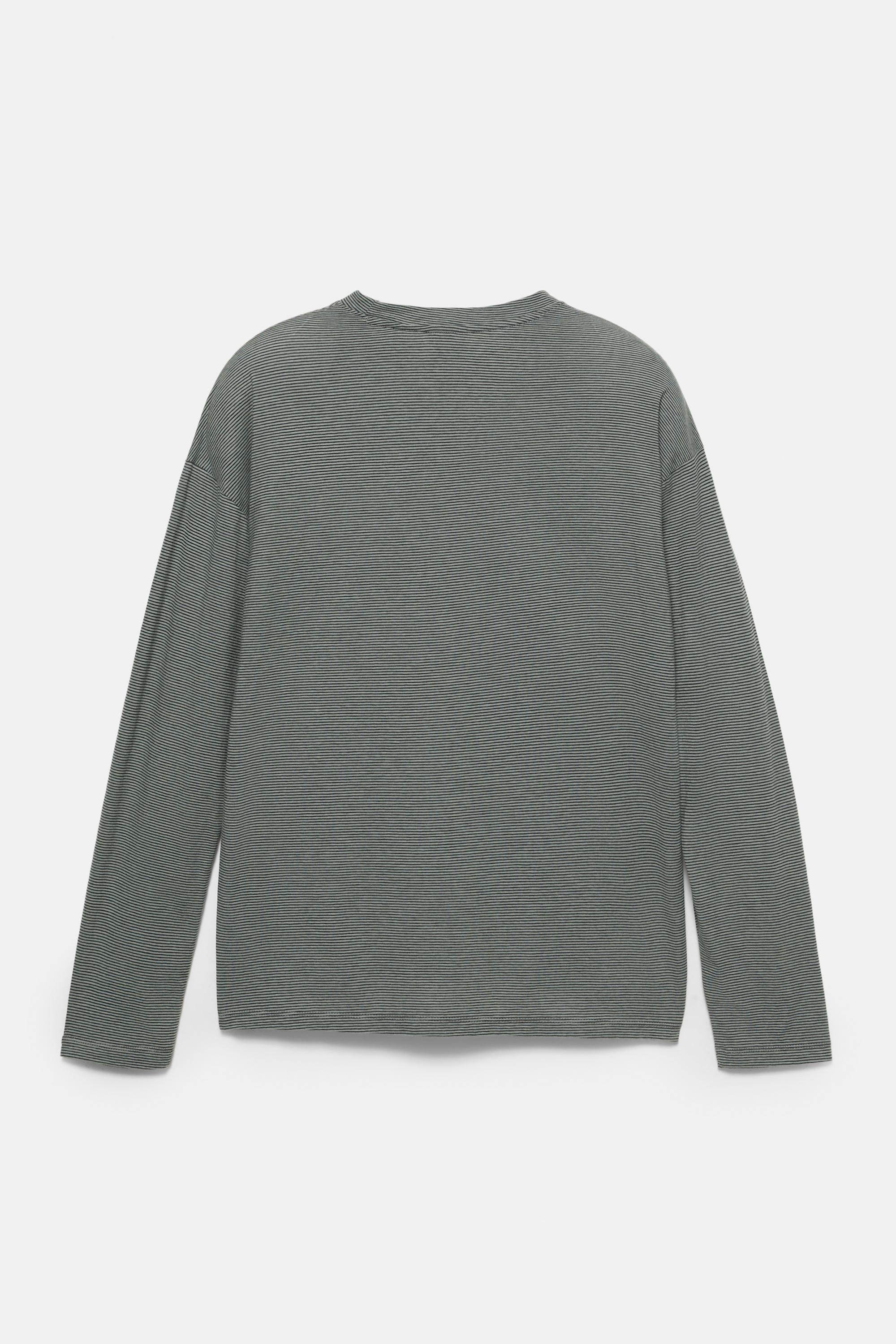 Uzun kollu çizgili t-shirt