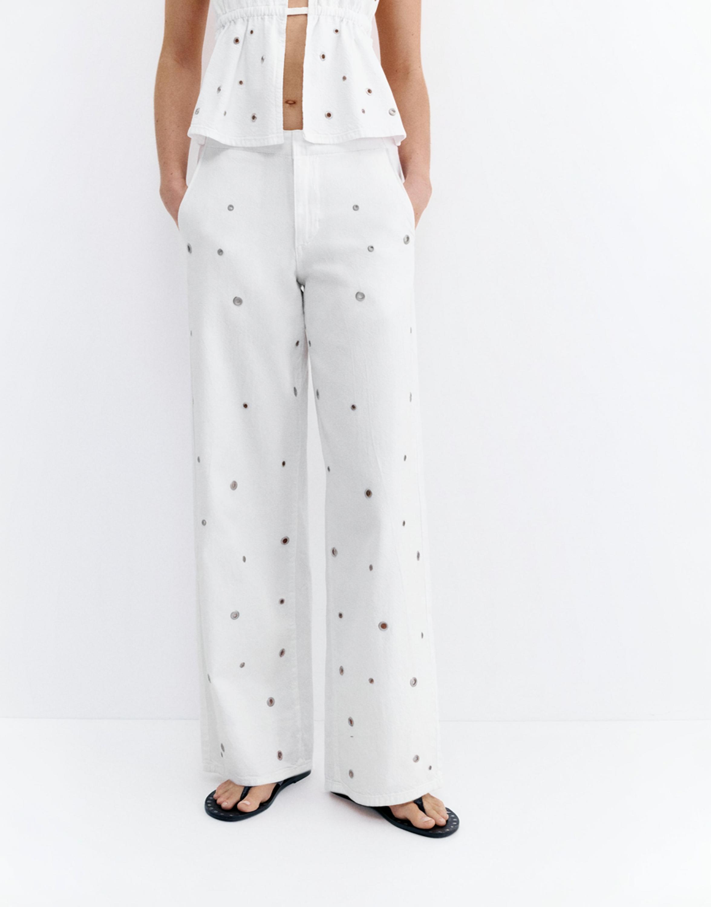 Straight-leg jeans with eyelets — White