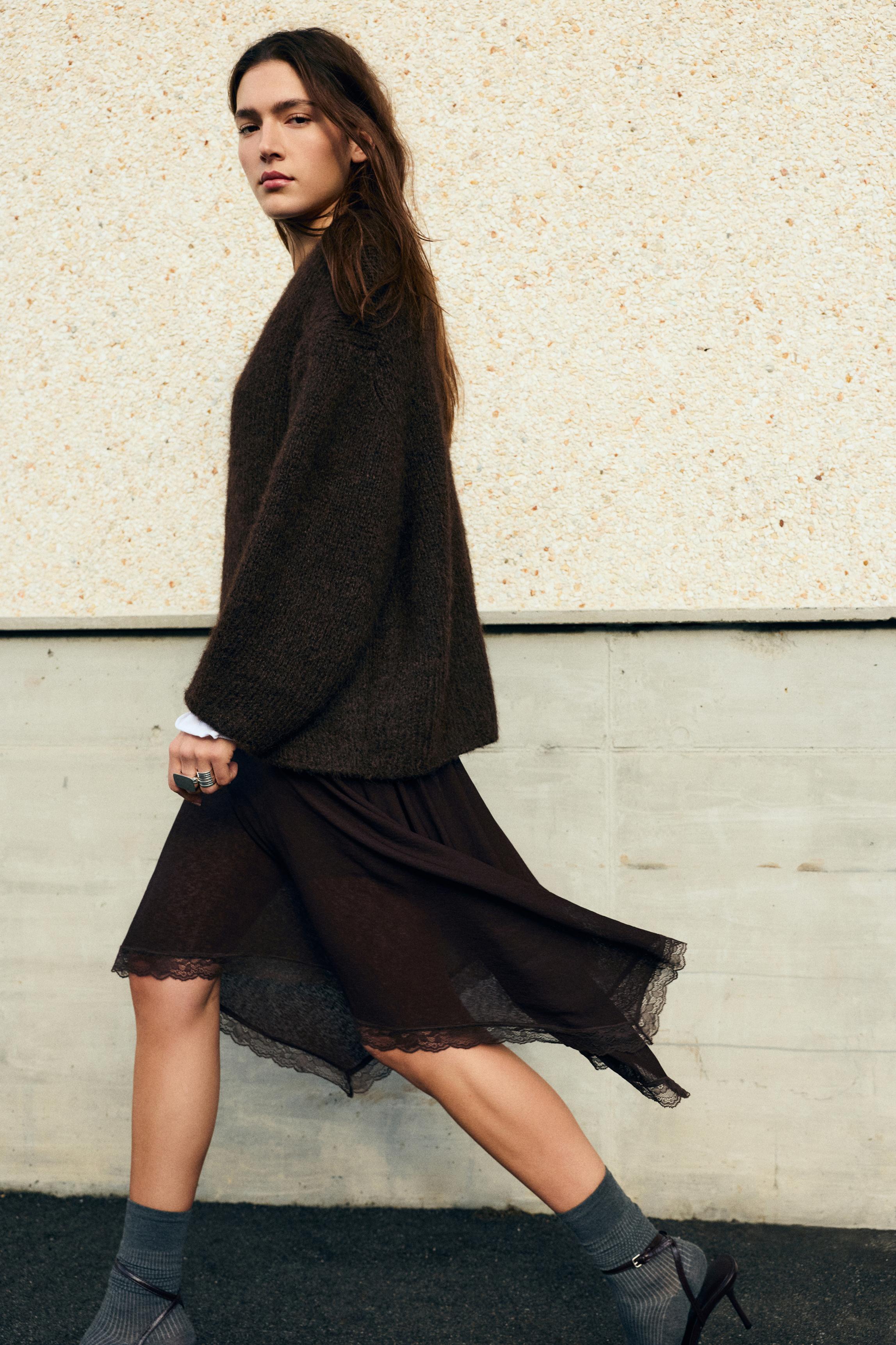 Asimetrik dantelli midi etek - Görsel 21