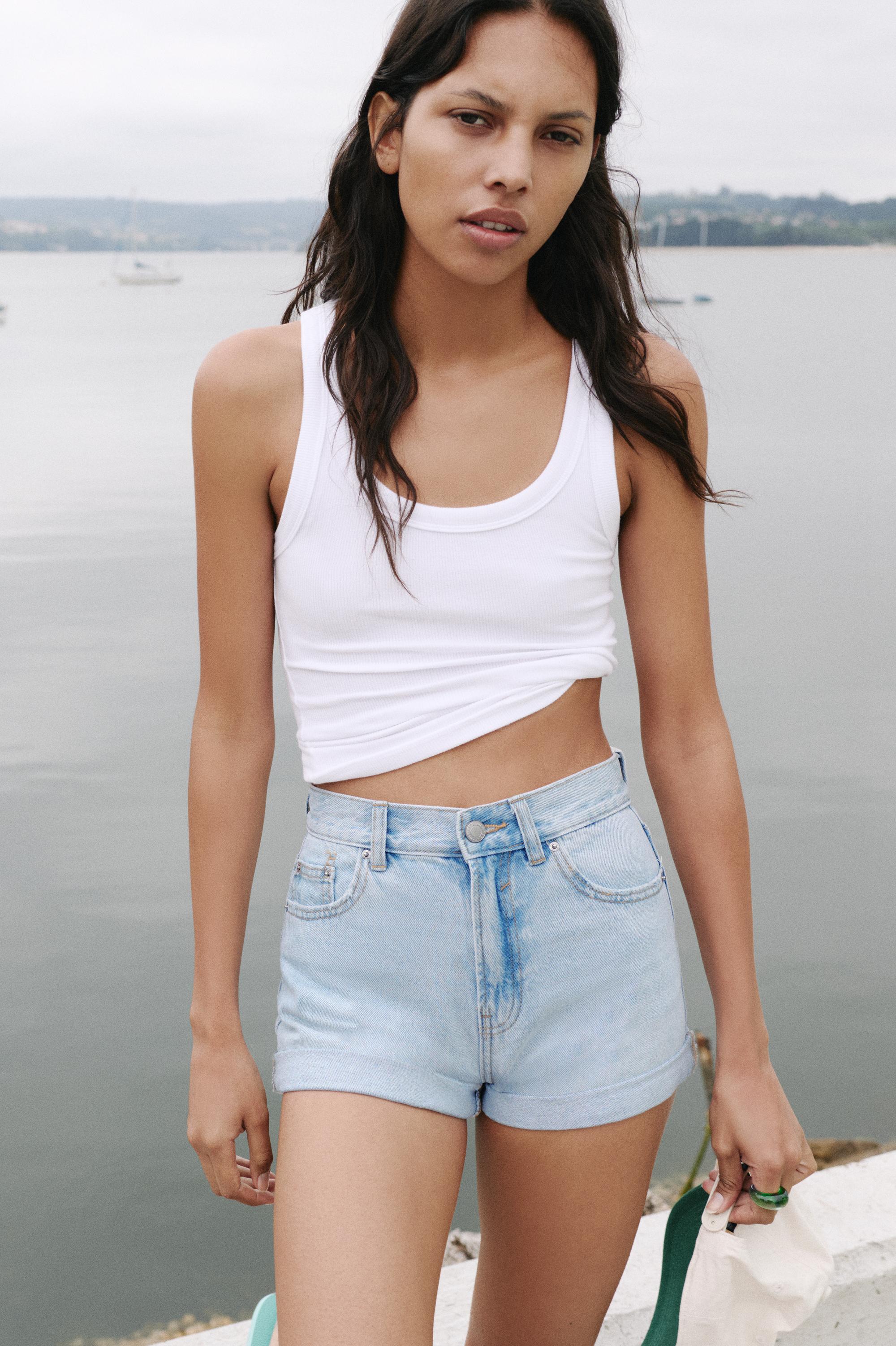 Denim mom fit shorts with turn-up hems — Pale blue