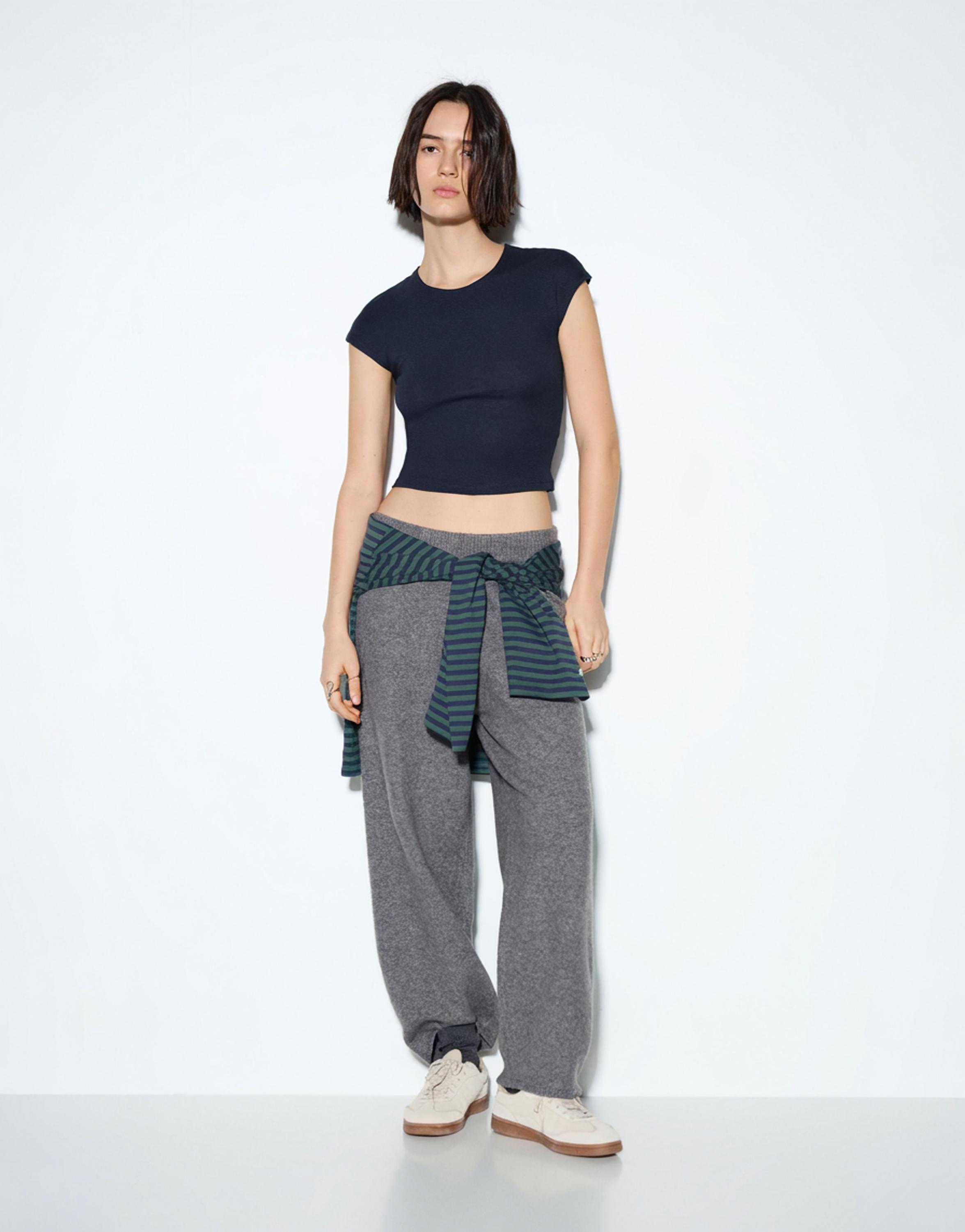 Dar Kesim Kısa Kollu Tişört - Görsel 96