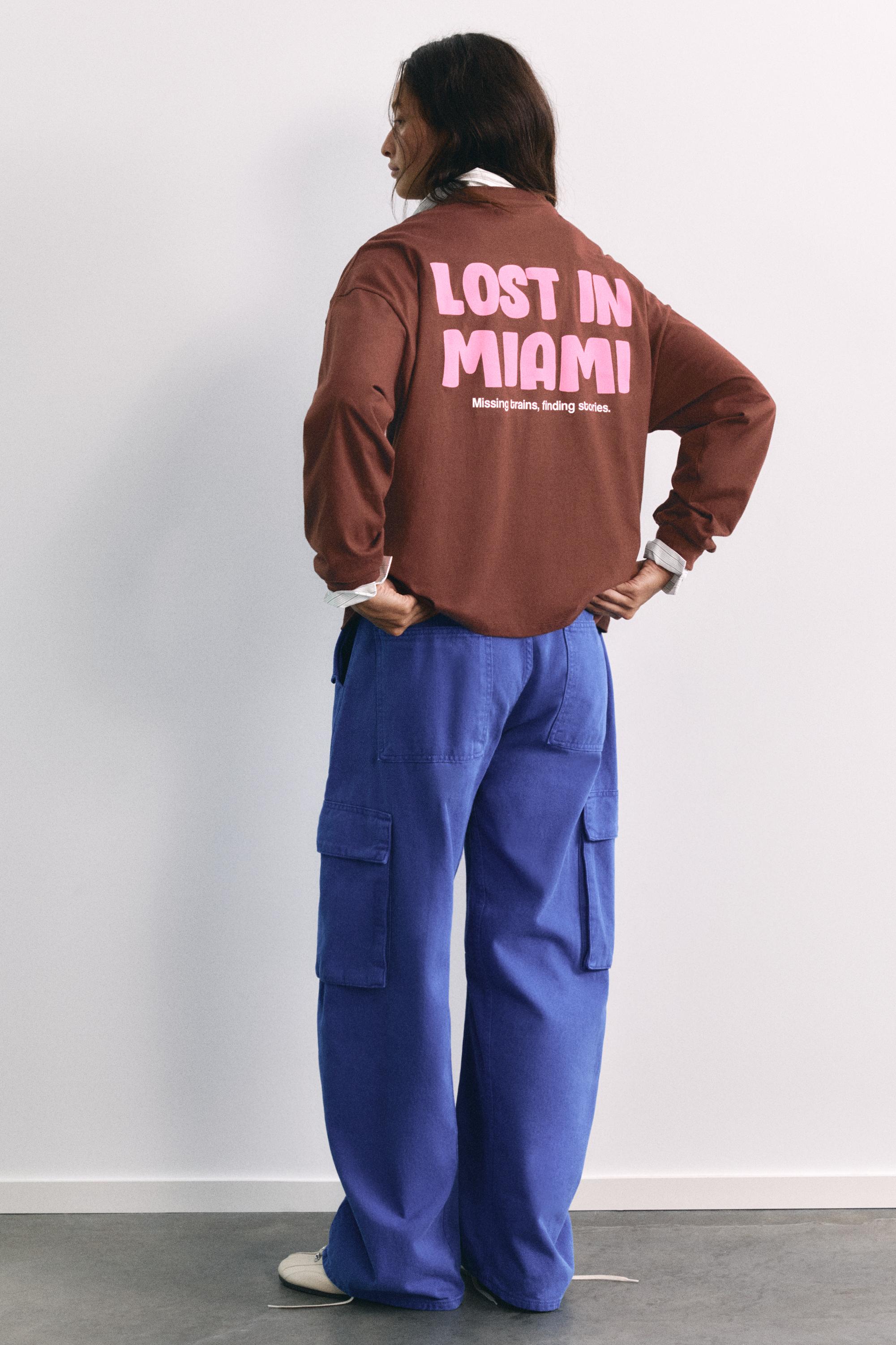 Oversize graphic T-shirt — Brown