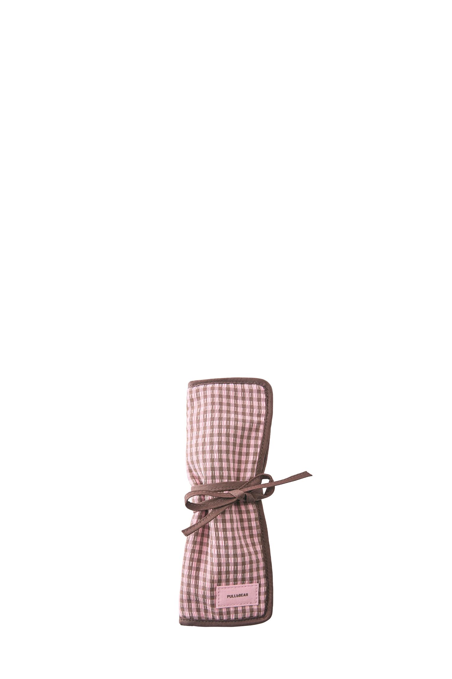 Gingham cutlery roll — Pink