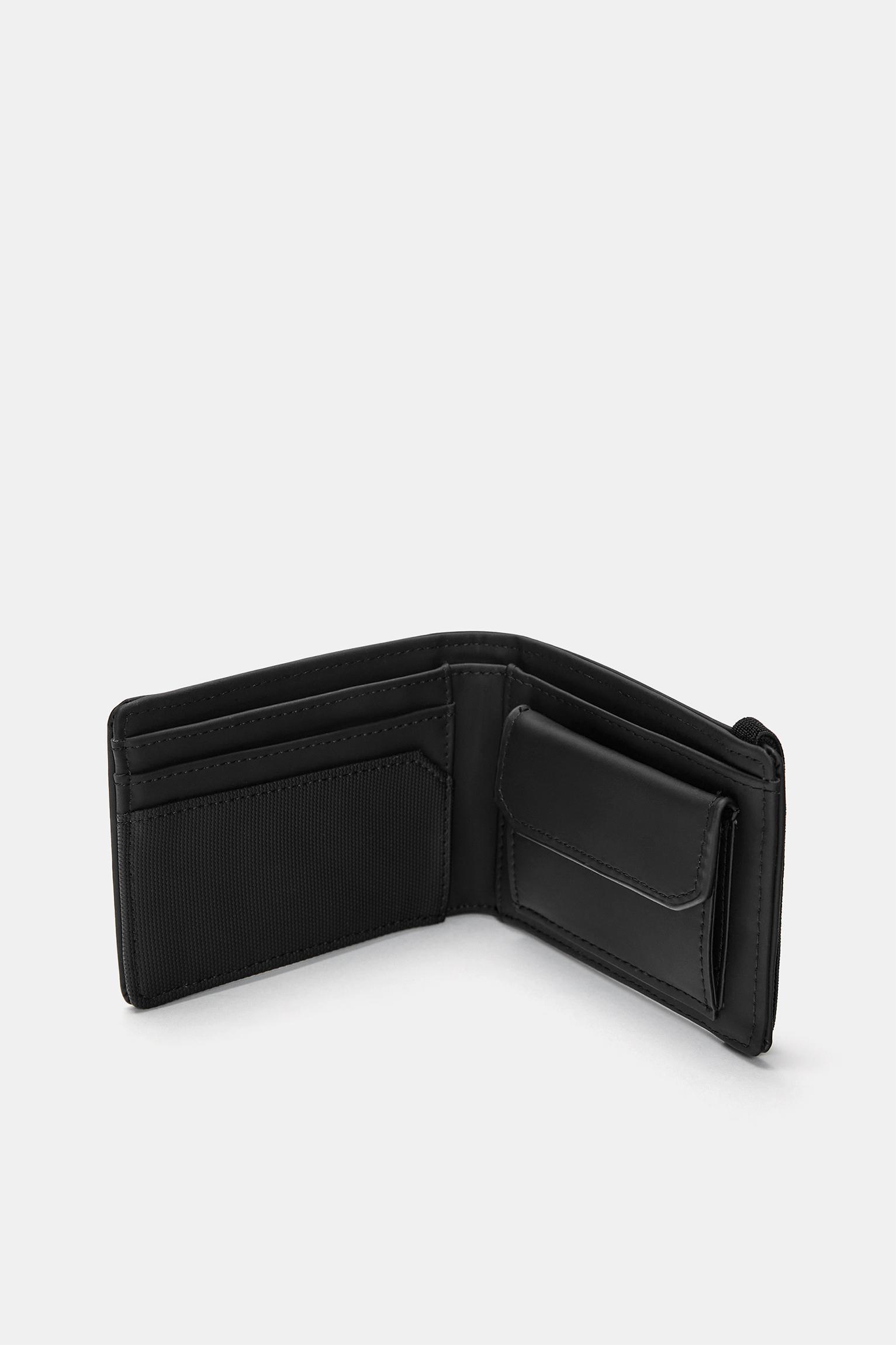 Rubberised wallet — Black