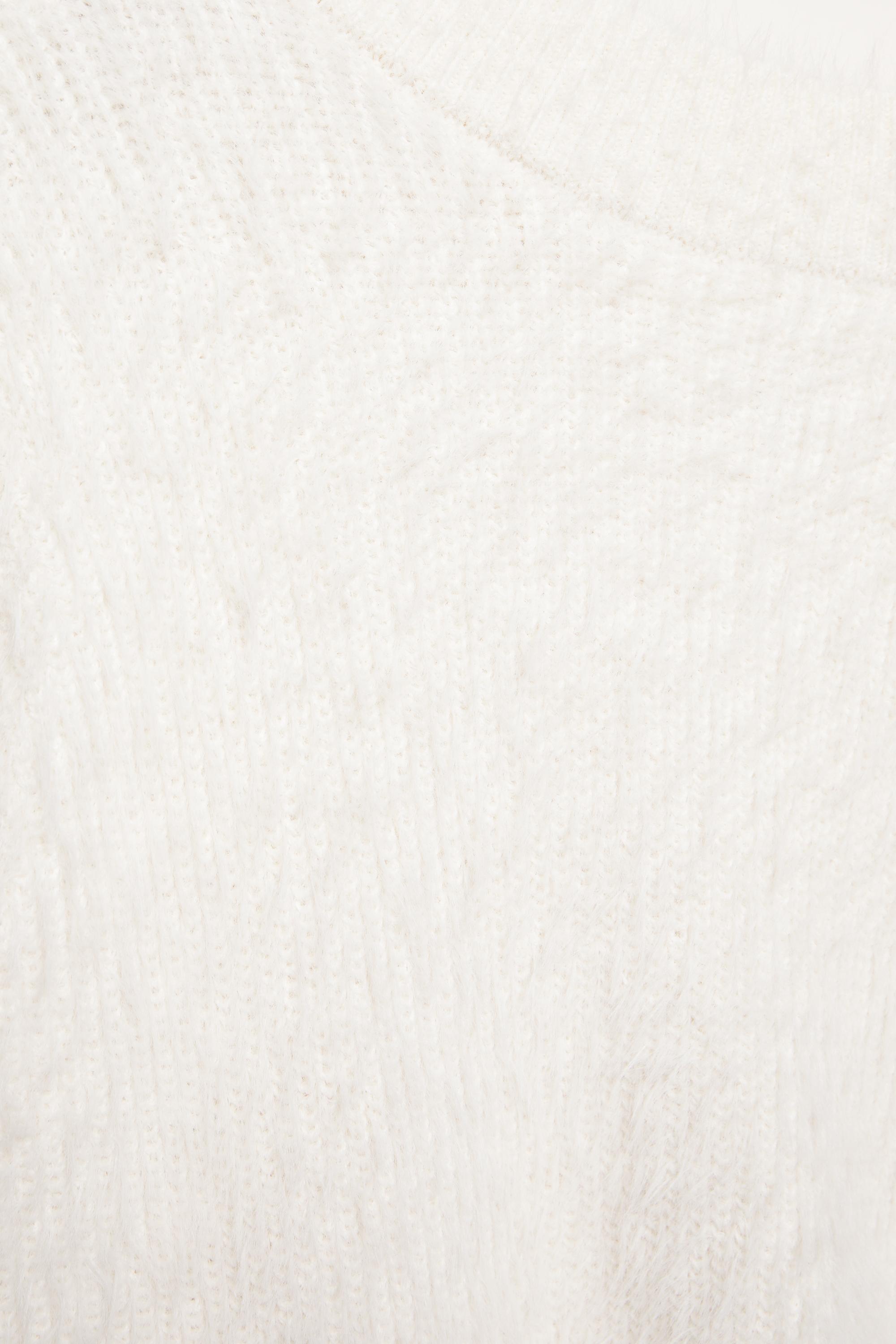 Asymmetric faux fur sweater — Ecru
