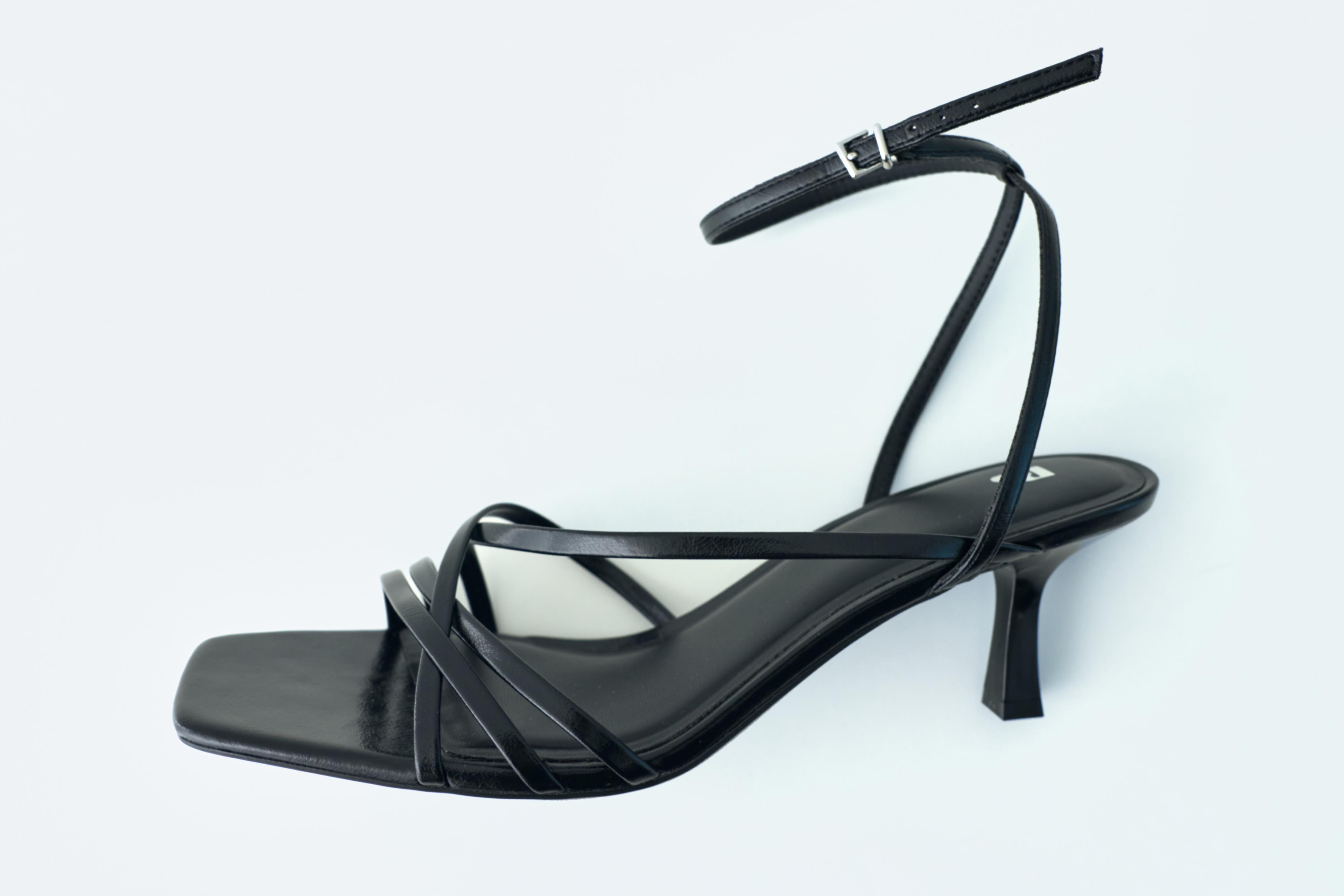 Strappy high-heel sandals — Black