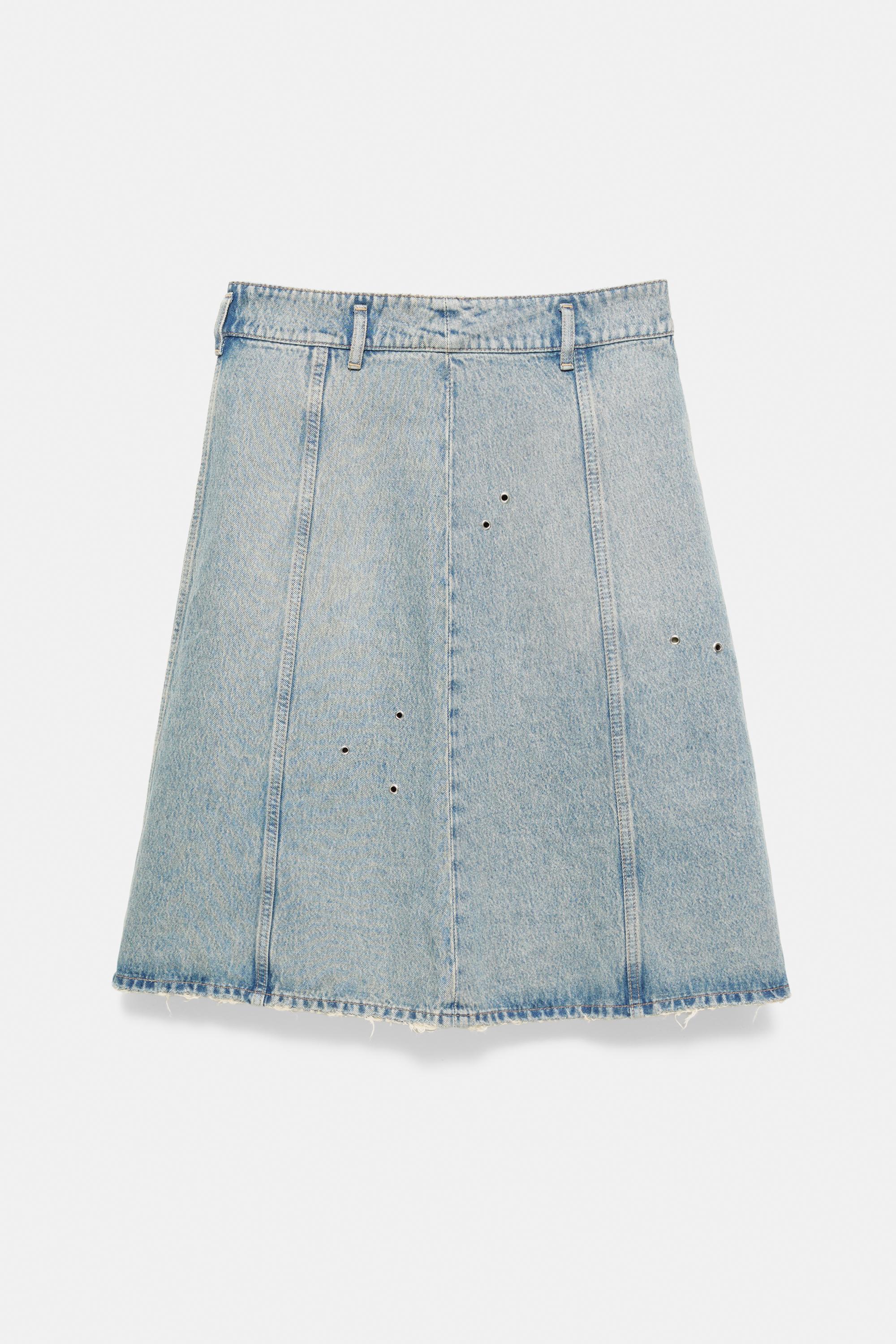 Eyelet midi skirt — Pale blue