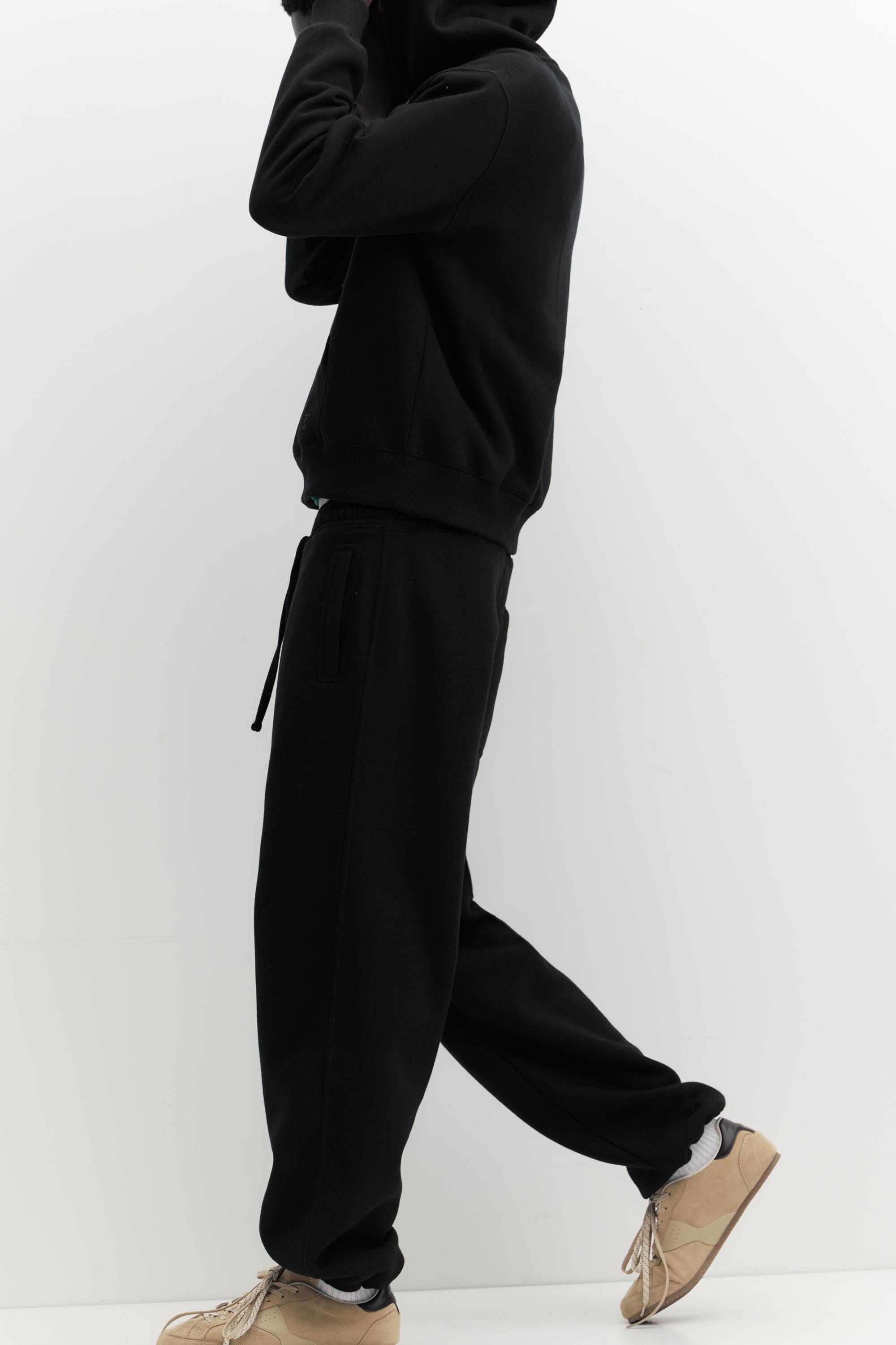 Baggy joggers — Black