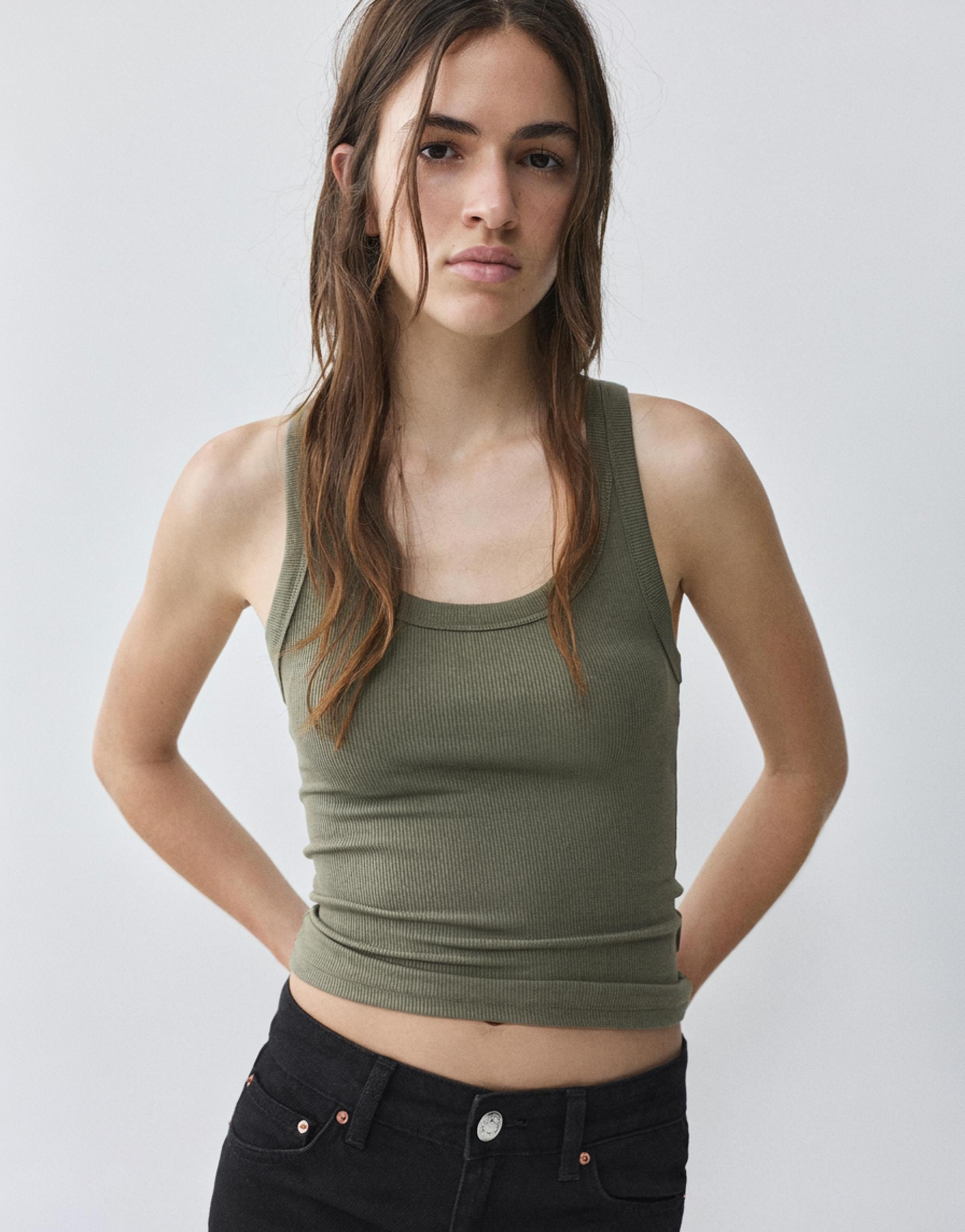 Basic tank top — Khaki