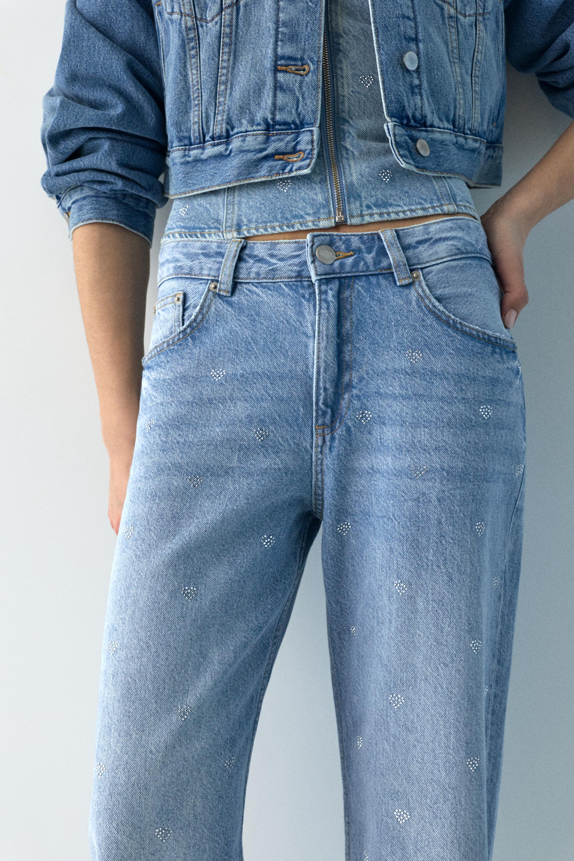 Straight-leg mid-waist jeans with rhinestone hearts — Pale blue