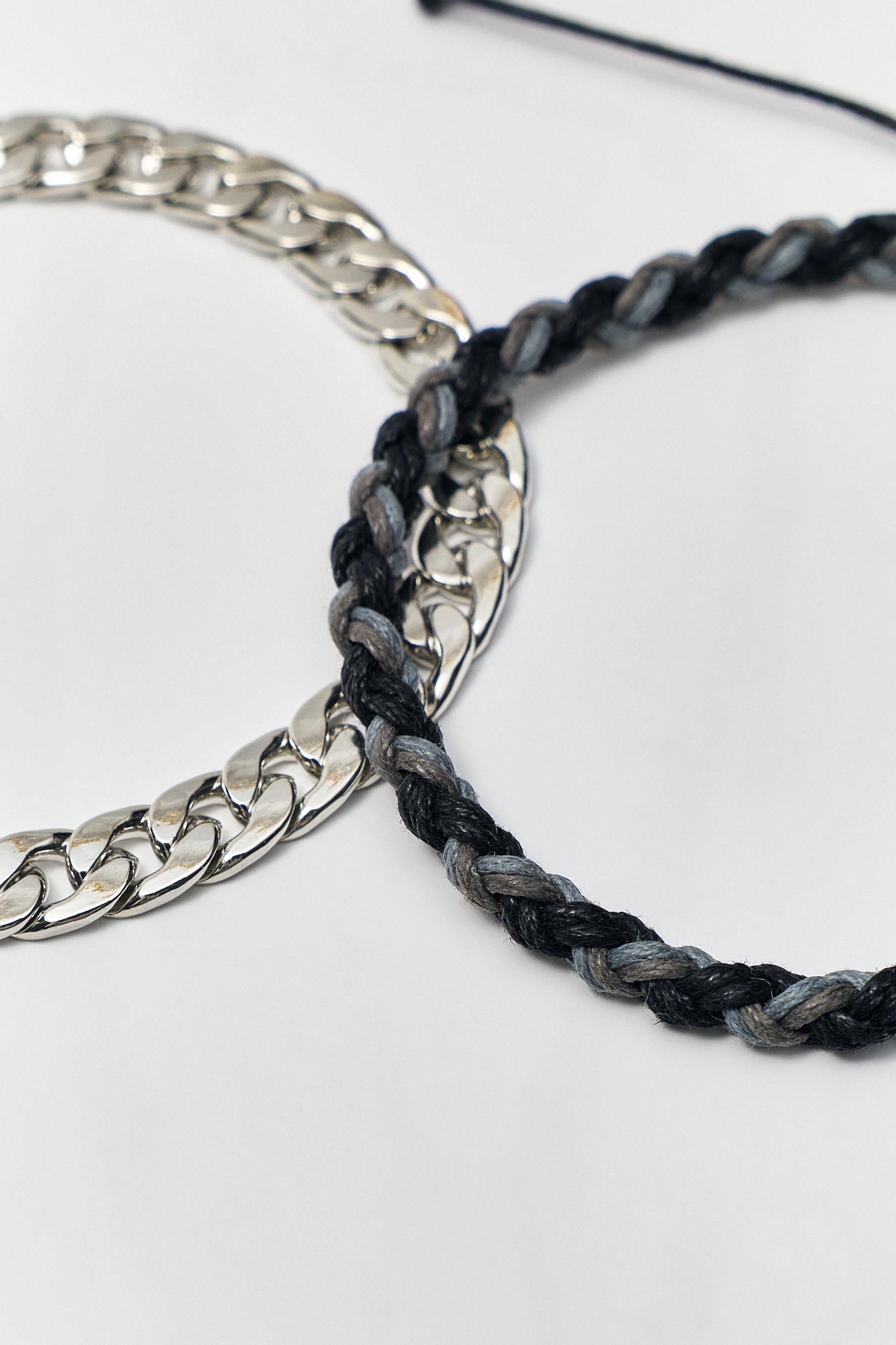 4-pack of beaded bracelets — Others