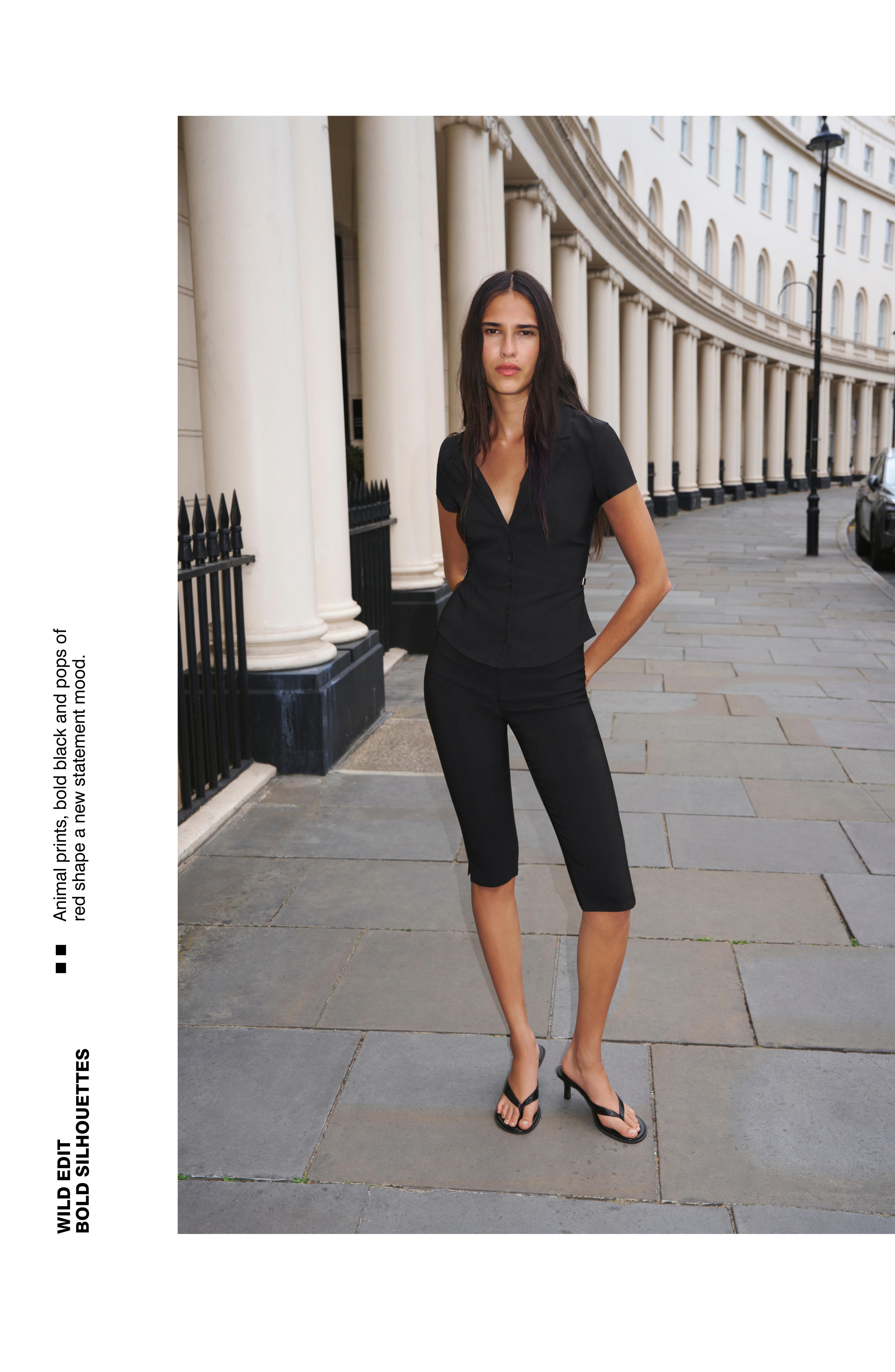 Belted capris — Black