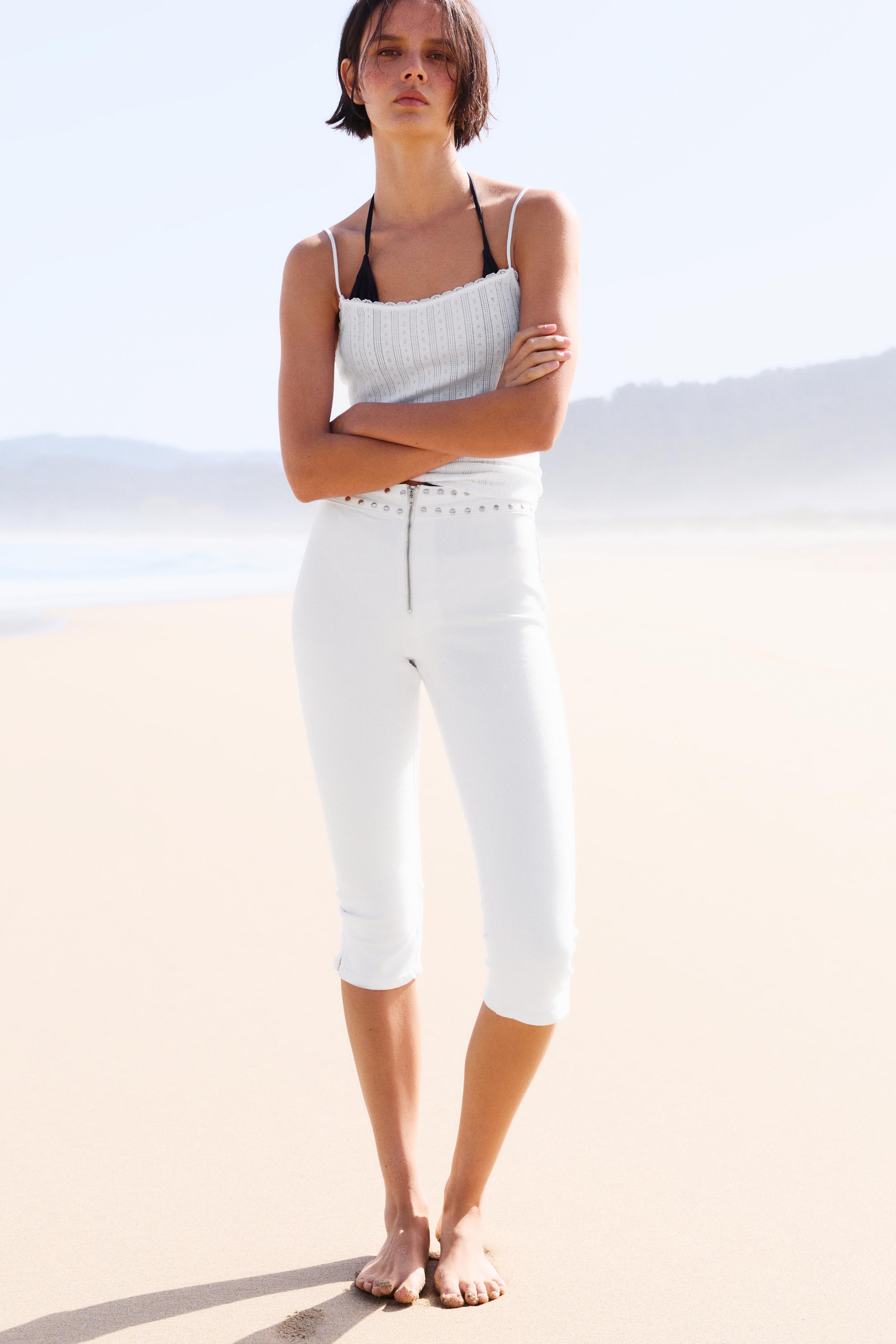 White studded capris jeans — White
