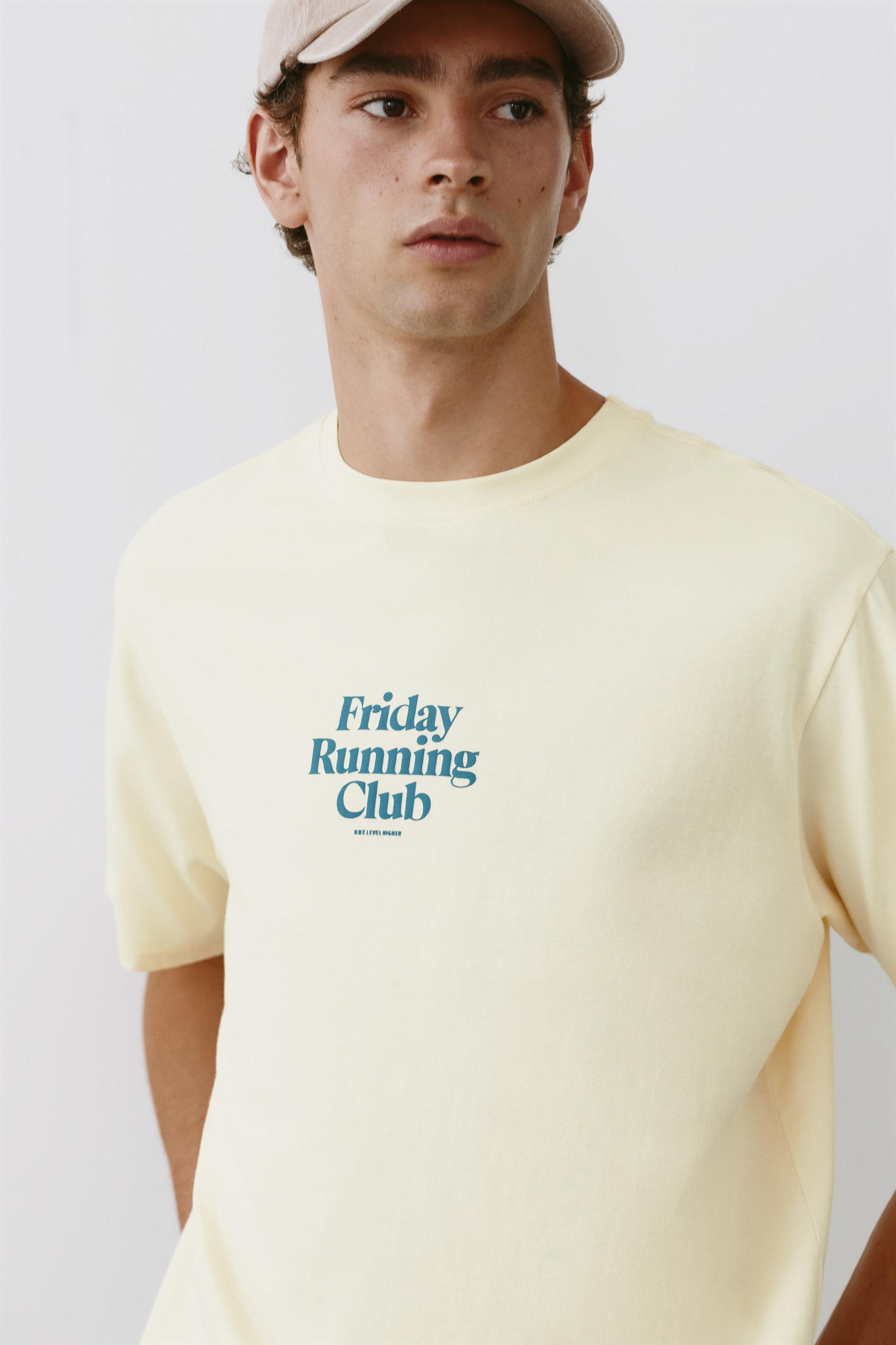 Friday Running Club graphic T-shirt — Yellow