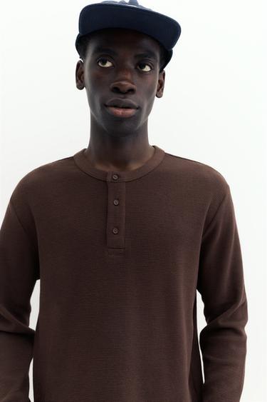 Long sleeve Henley T-shirt — Brown 1