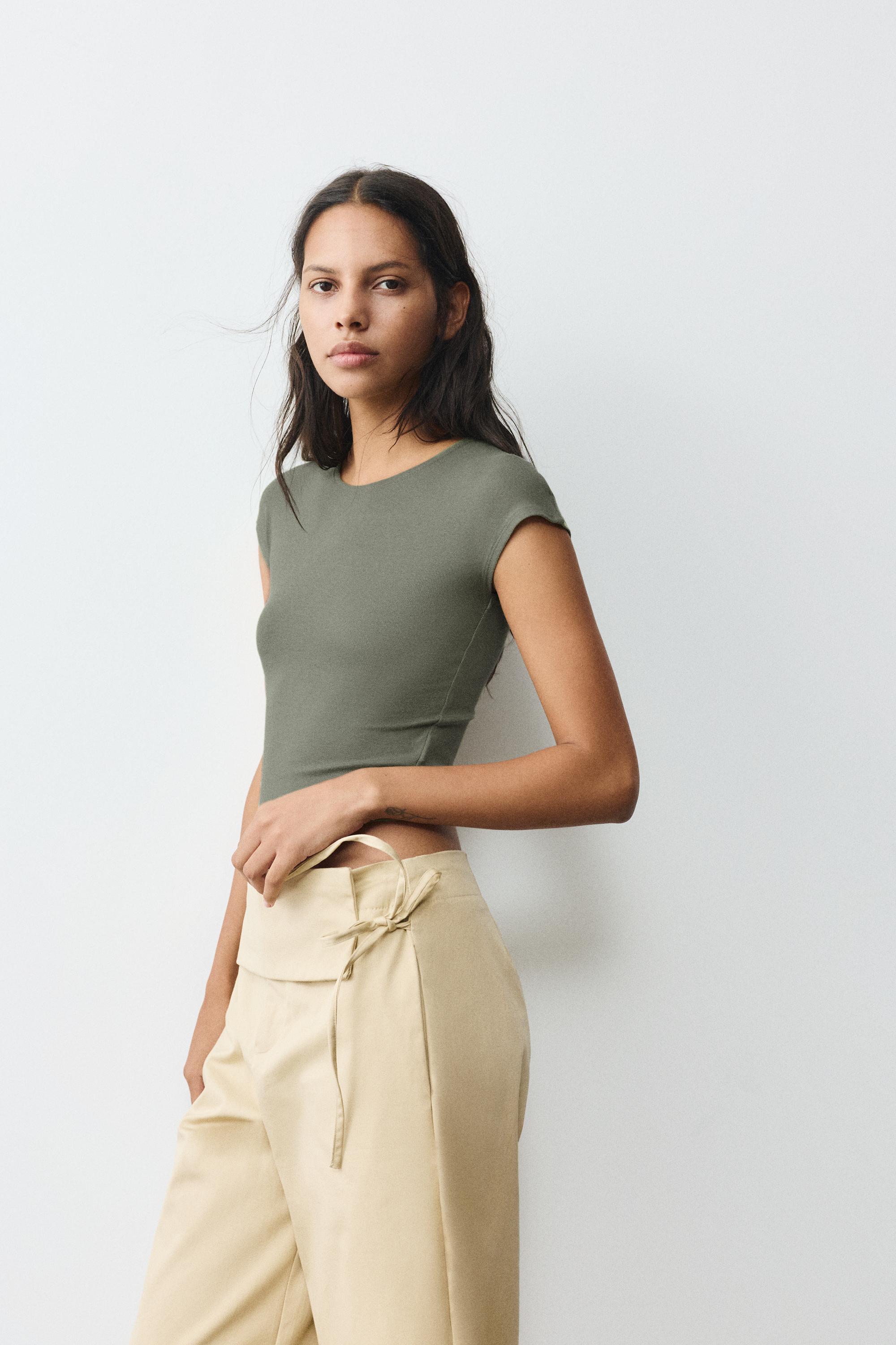 Fitted short sleeve T-shirt — Khaki